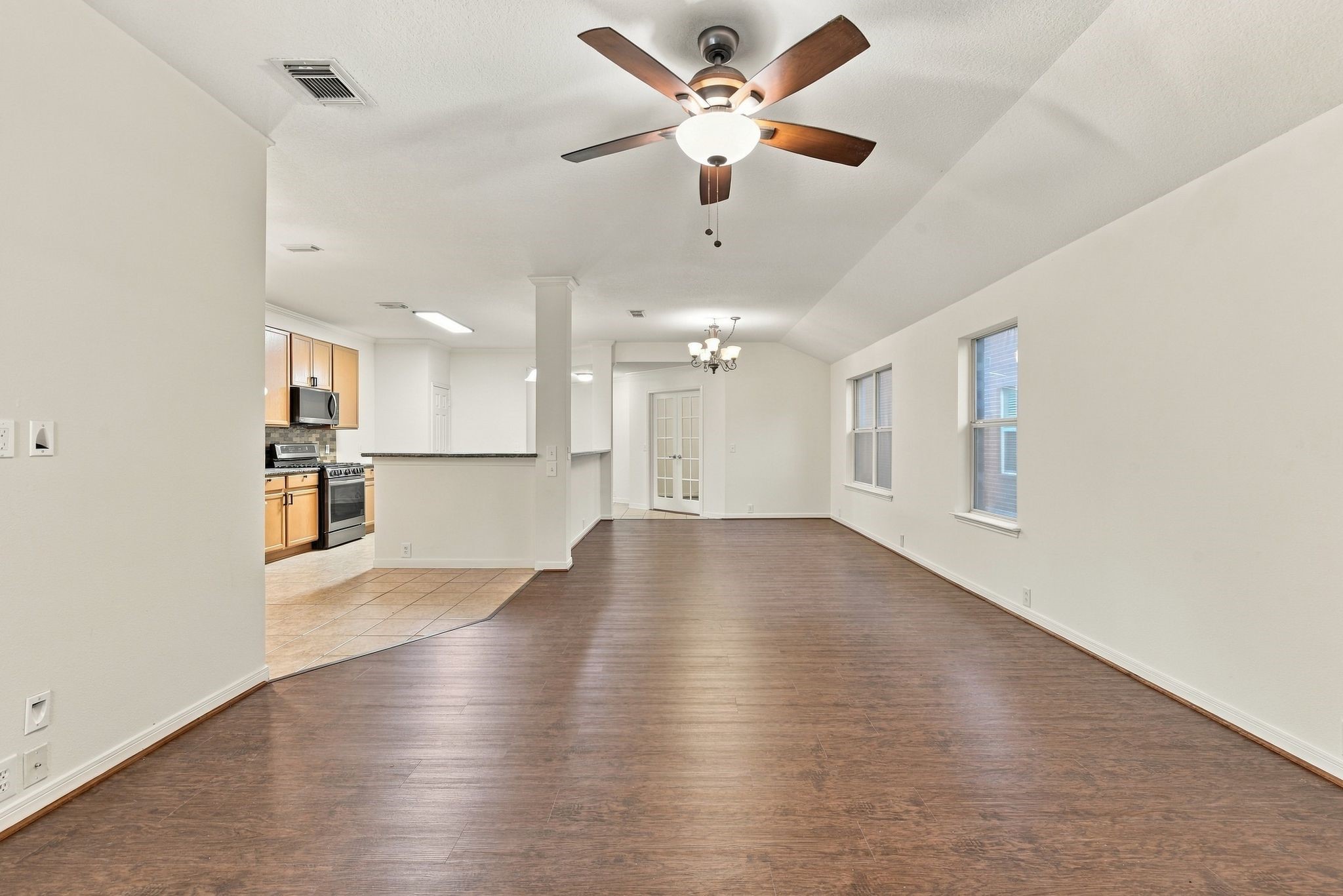 17438 Hoover Gardens Drive, Houston, TX 77095