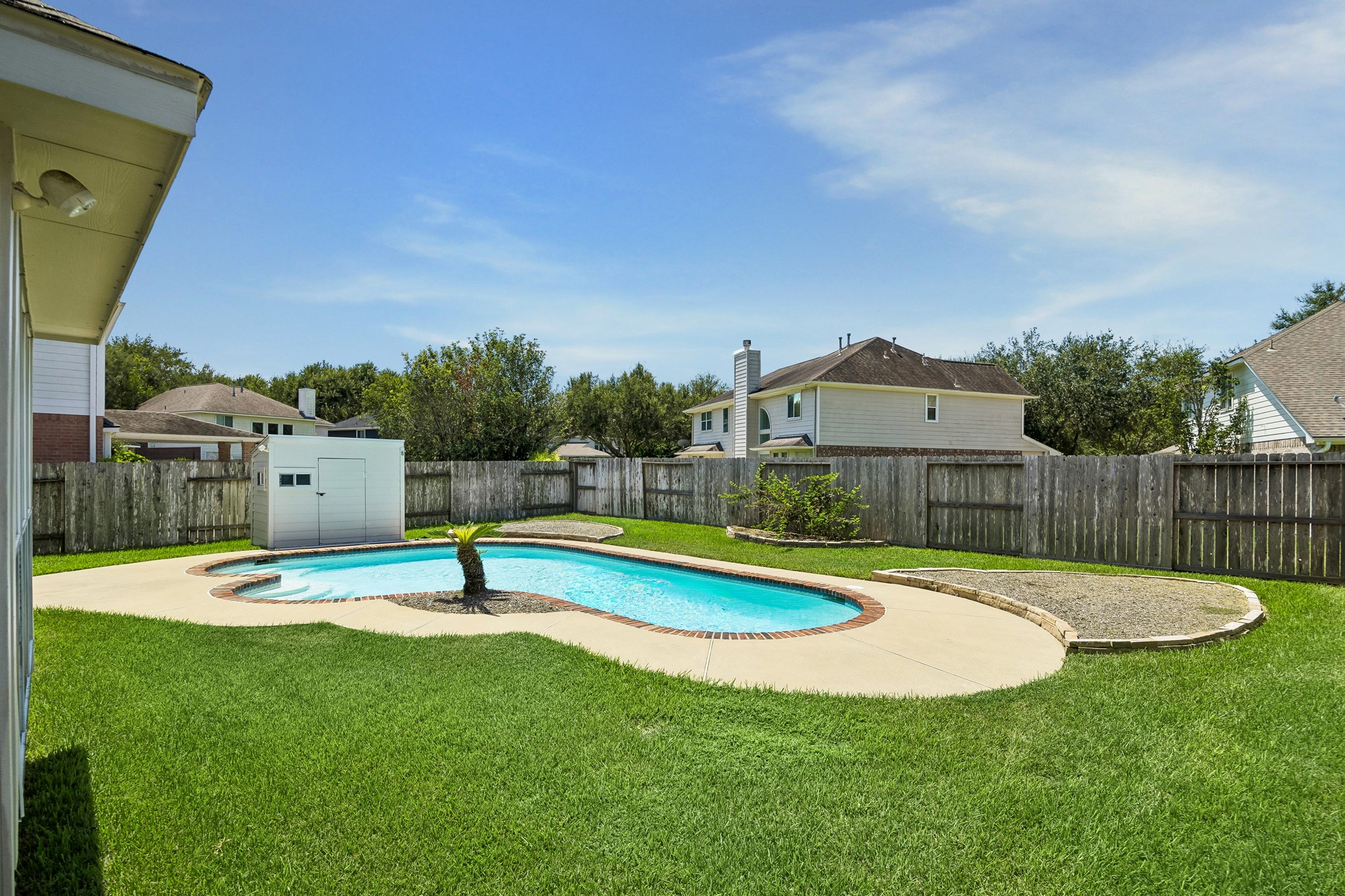 Make a splash in your own backyard with a sparkling 33-foot inground pool that offers plenty of room for swimming, water games or simply cooling off from the Texas heat, with depths ranging from 3 to 8 feet.