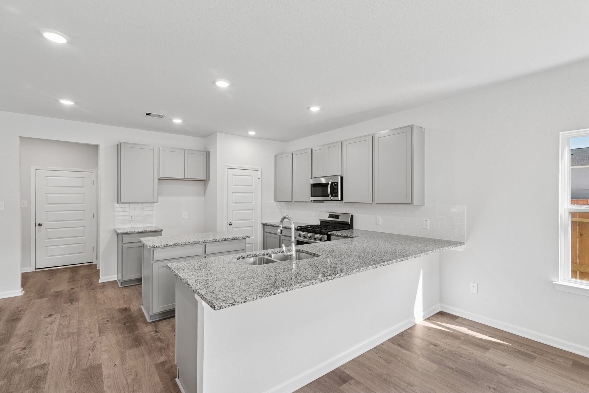 Home under construction, photo used for illustrative purposes only, colors and options will vary.