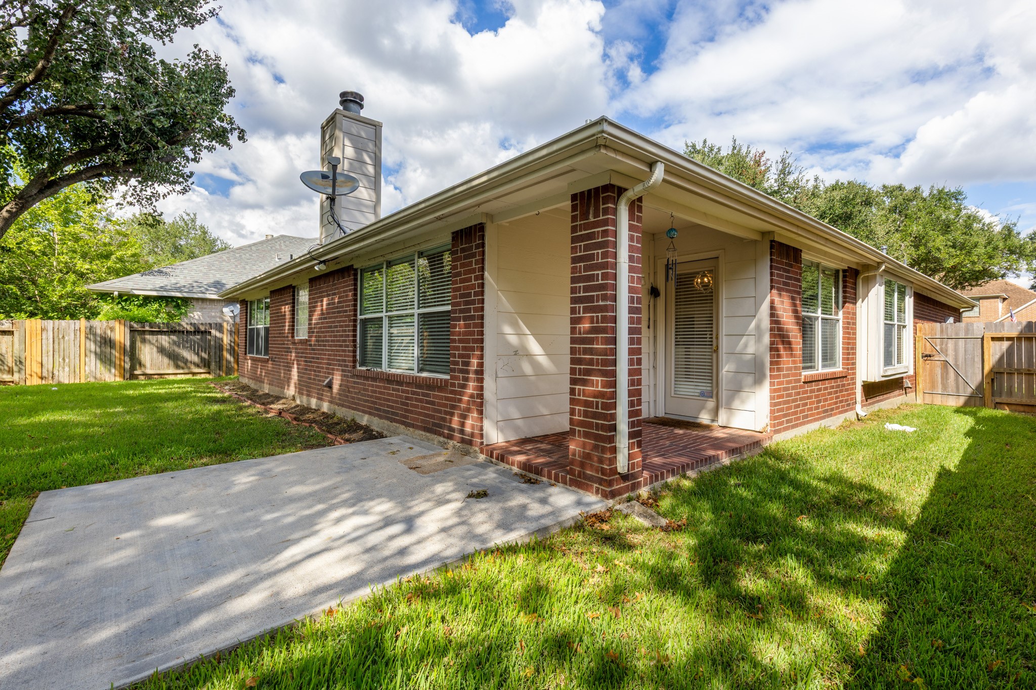 1106 Kerri Court, Sugar Land, TX 77479
