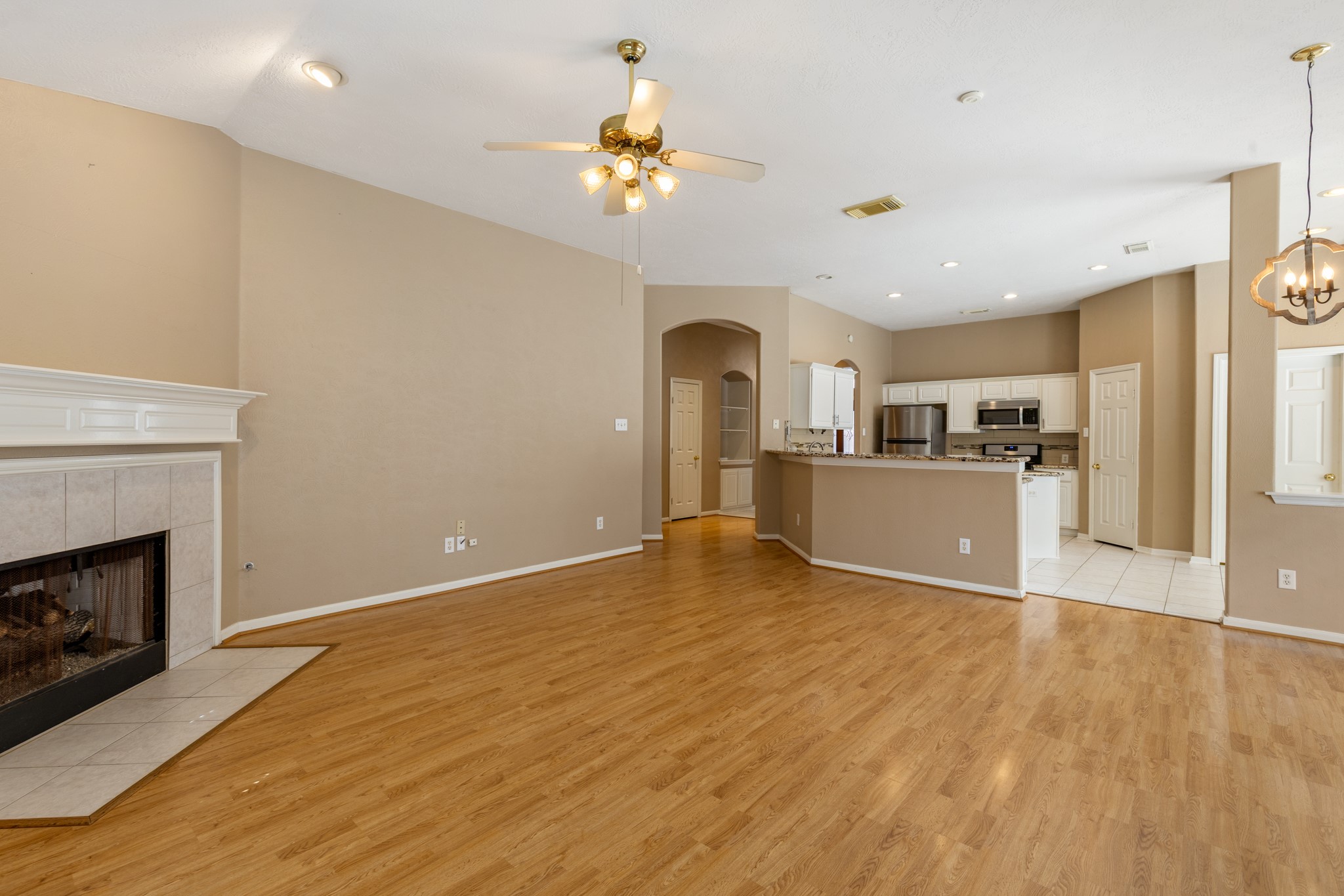 1106 Kerri Court, Sugar Land, TX 77479 1106 Kerri Court, Sugar Land, TX 77479