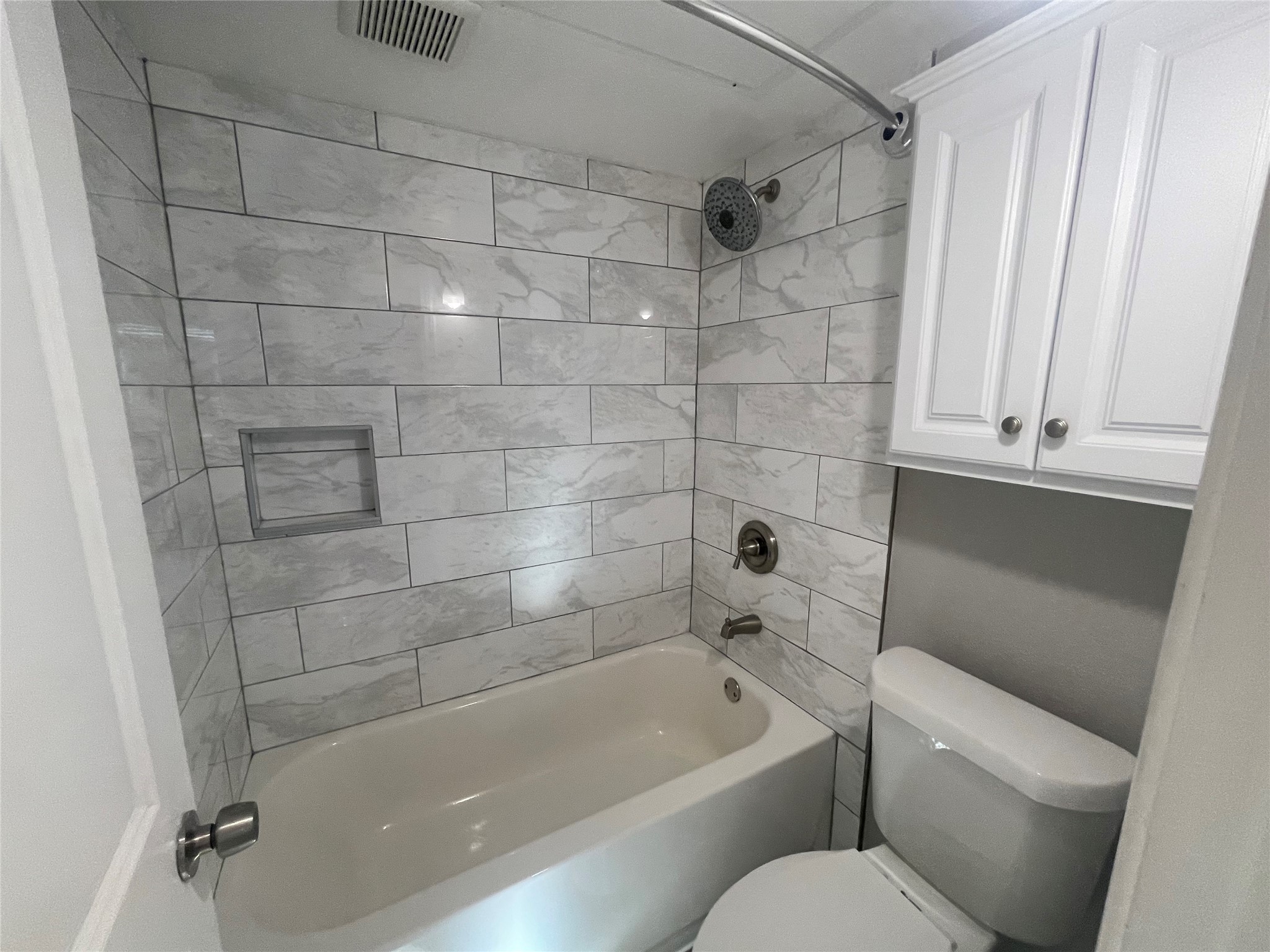 1516 Bay Area Boulevard, #F5, Houston, TX 77058 1516 Bay Area Boulevard, #F5, Houston, TX 77058