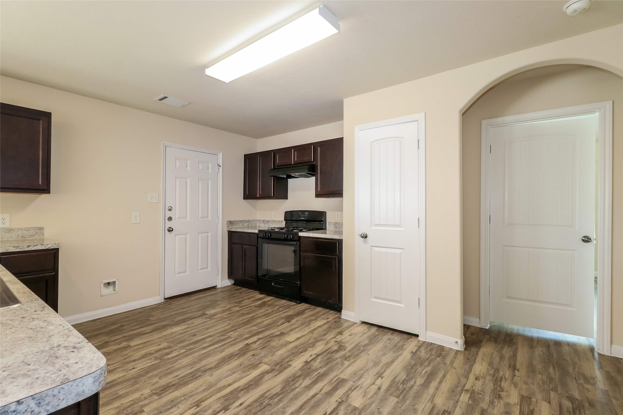 Photos may be representative of the floor plan and not the exact home. Finishes, layout, and features of the actual property for lease may vary. Photos may be representative of the floor plan and not the exact home. Finishes, layout, and features of the actual property for lease may vary.
