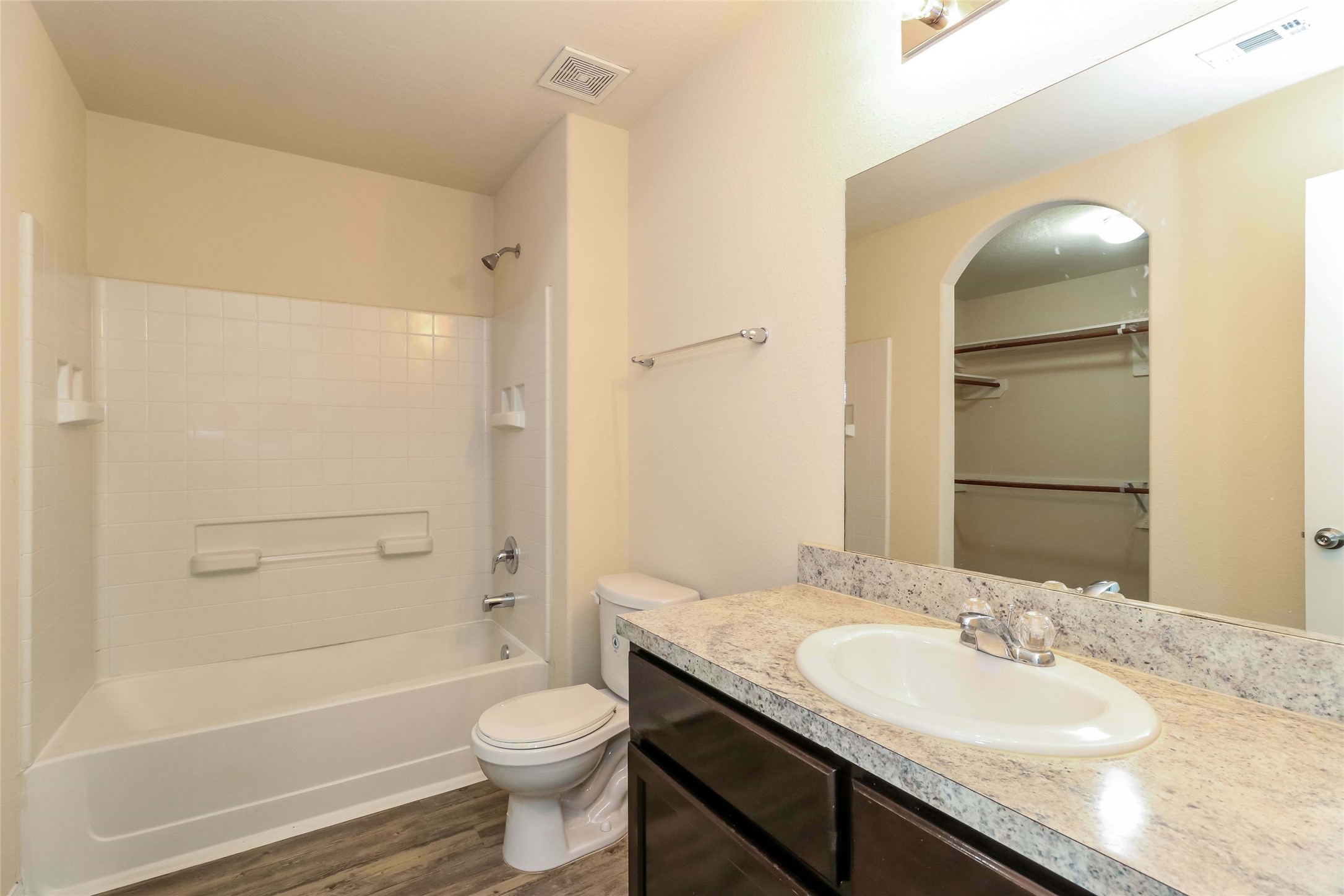 Photos may be representative of the floor plan and not the exact home. Finishes, layout, and features of the actual property for lease may vary.