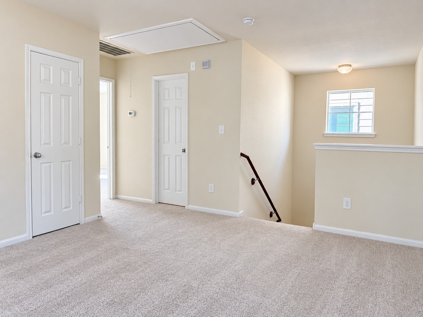 Upstair gameroom