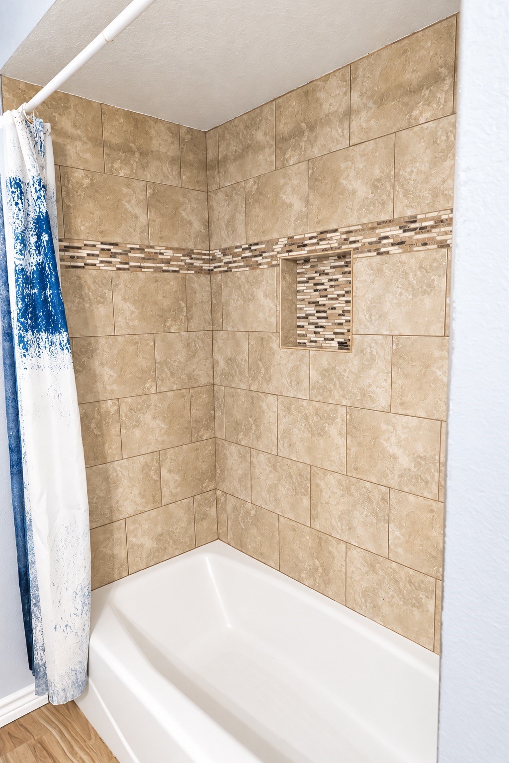 302 County Road 893, Angleton, TX 77515