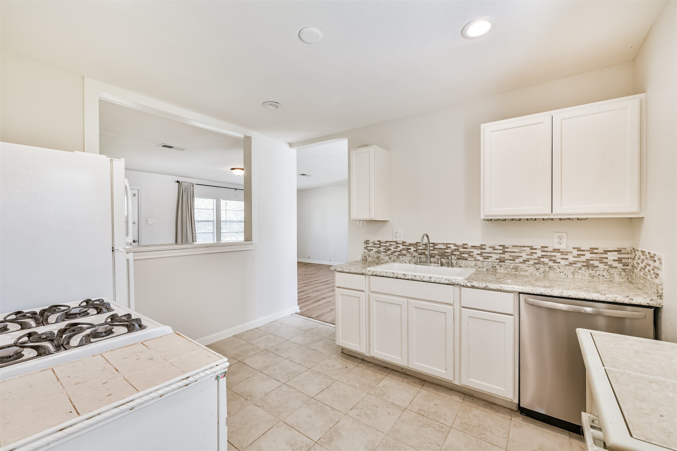 2807 Fannin Street, La Marque, TX 77568