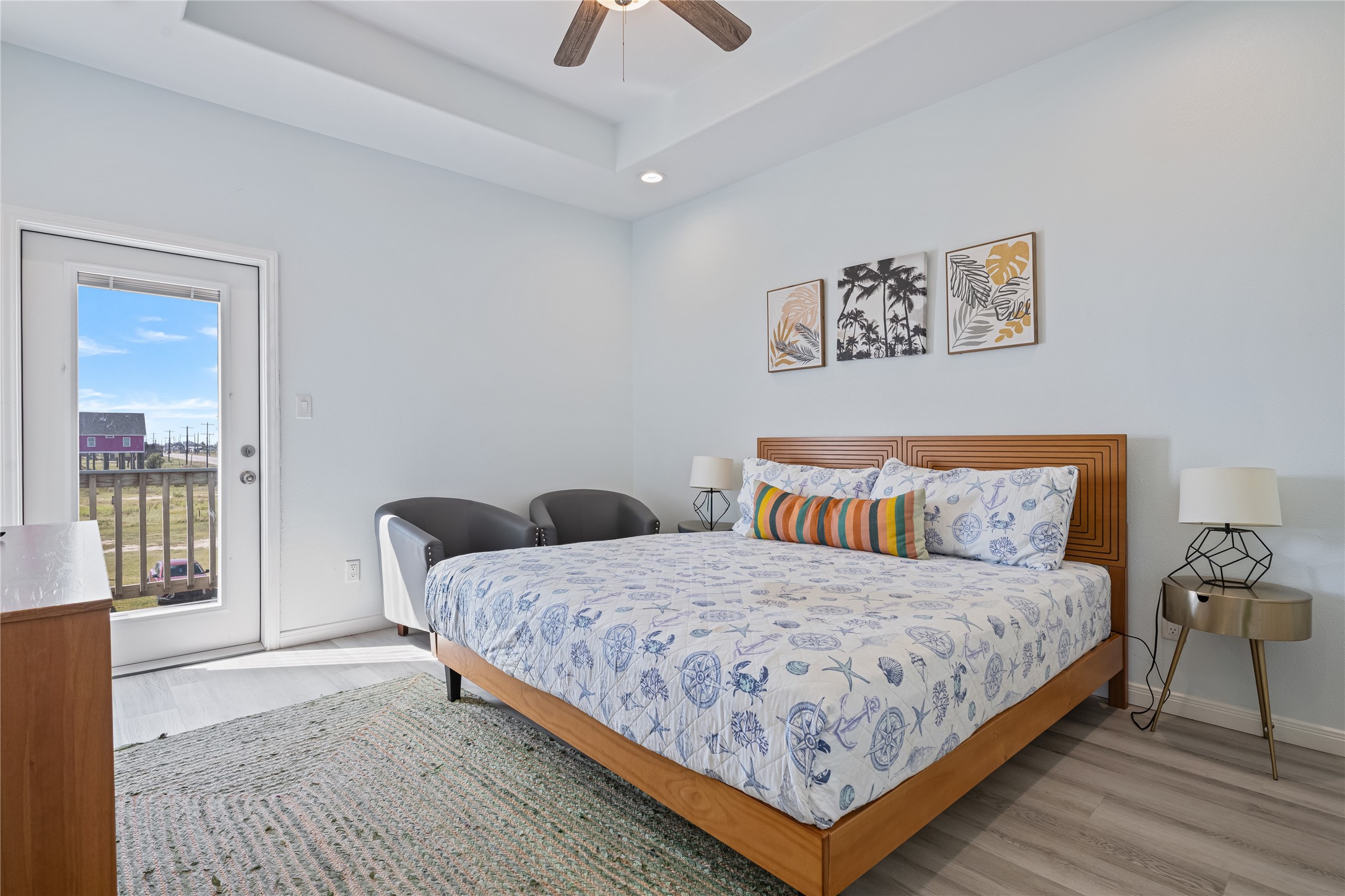 992 Hilton Head, Gilchrist, TX 77617