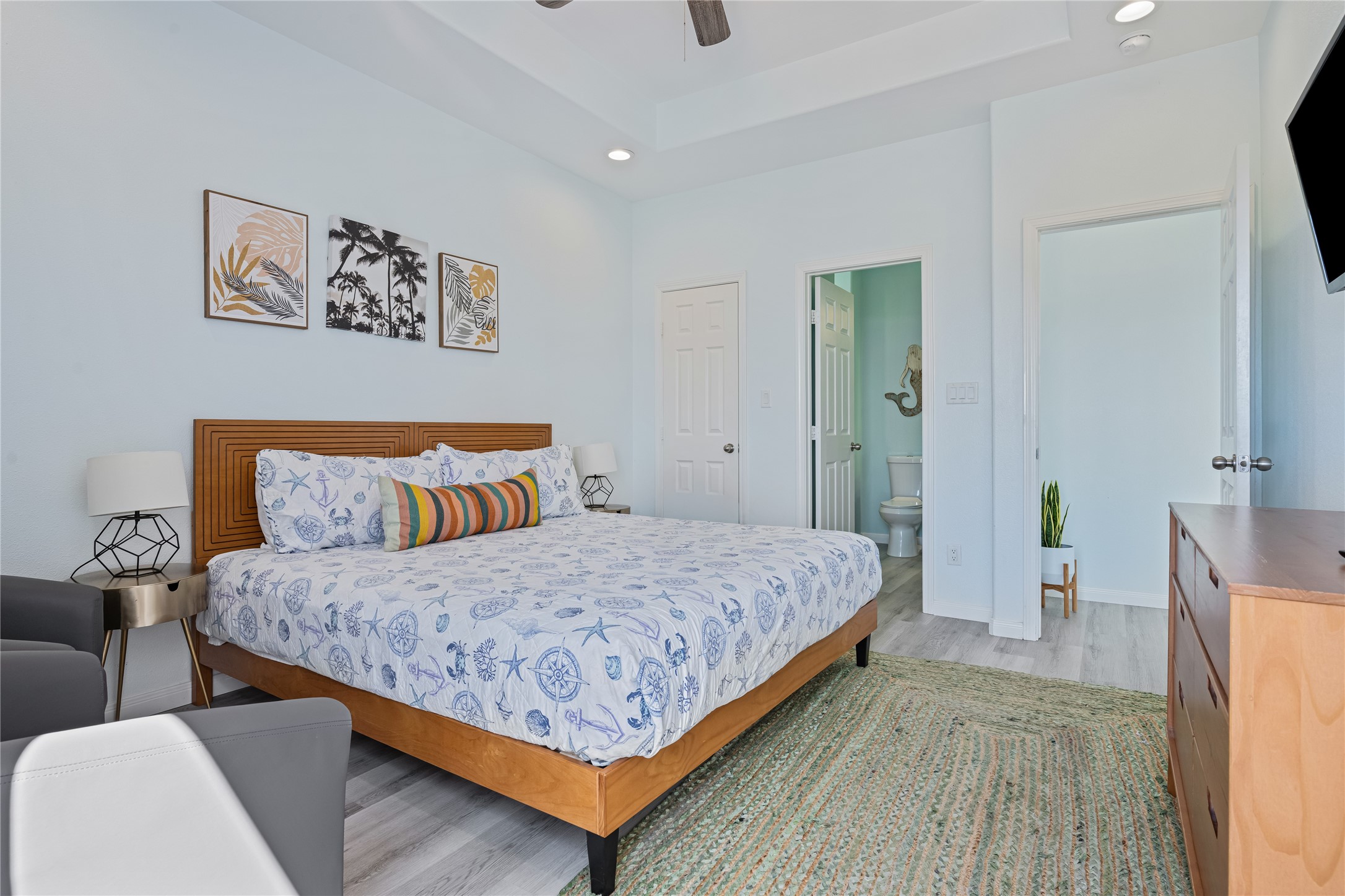 992 Hilton Head, Gilchrist, TX 77617