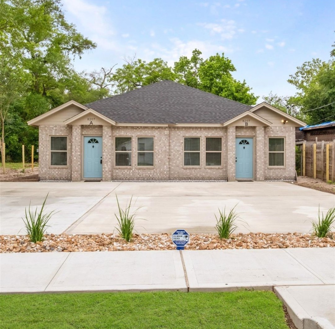 8207 Sandra Street, #A, Houston, TX 77016