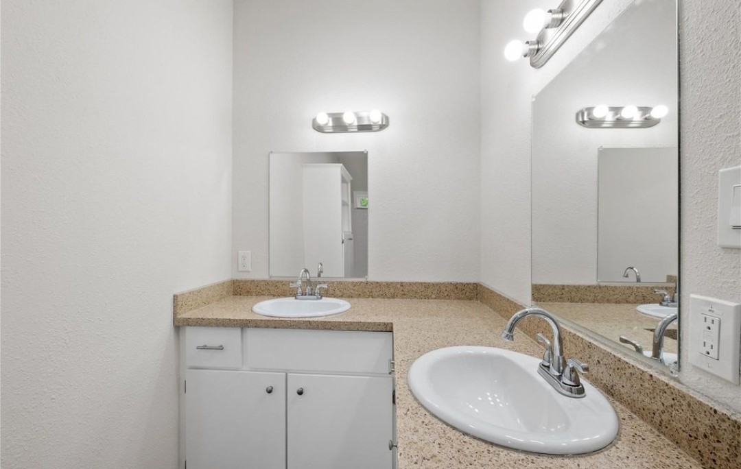 8207 Sandra Street, #A, Houston, TX 77016