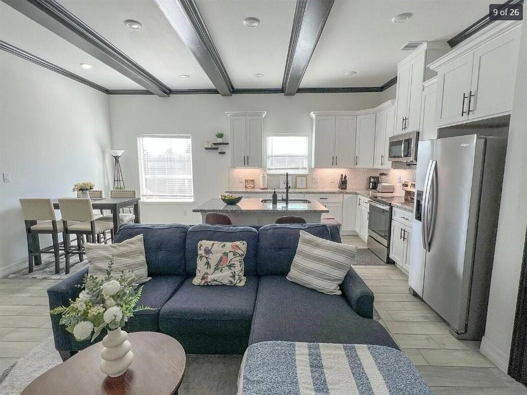 3407 Sakowitz Street, Houston, TX 77026 3407 Sakowitz Street, Houston, TX 77026