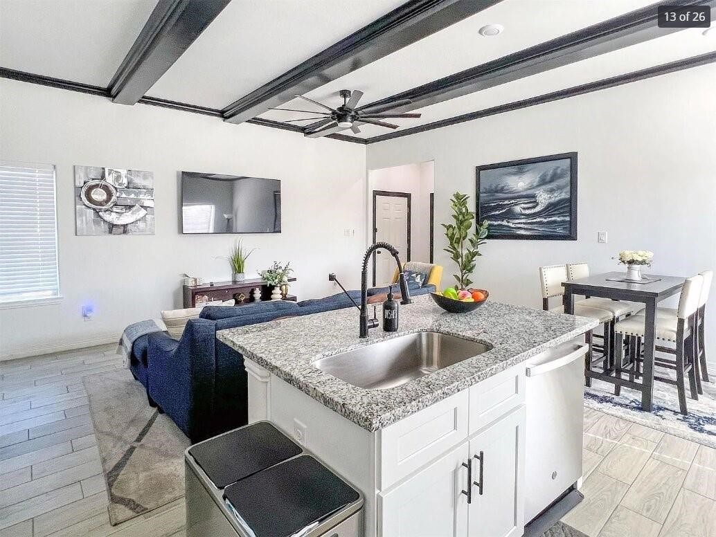3407 Sakowitz Street, Houston, TX 77026