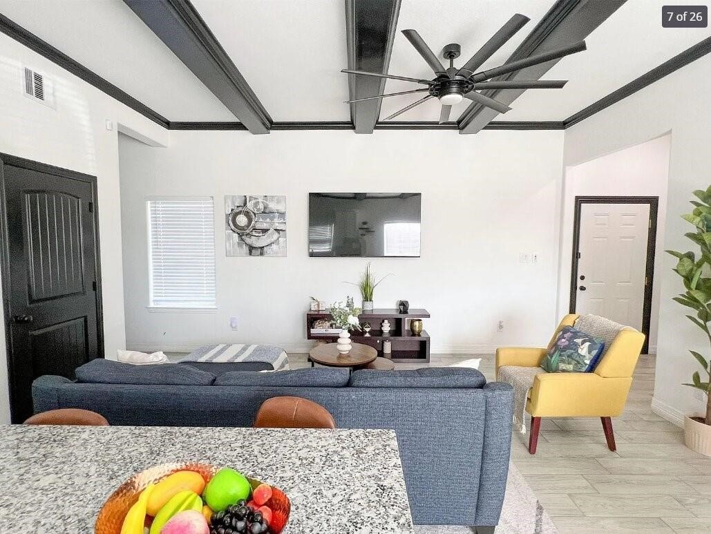 3407 Sakowitz Street, Houston, TX 77026 3407 Sakowitz Street, Houston, TX 77026