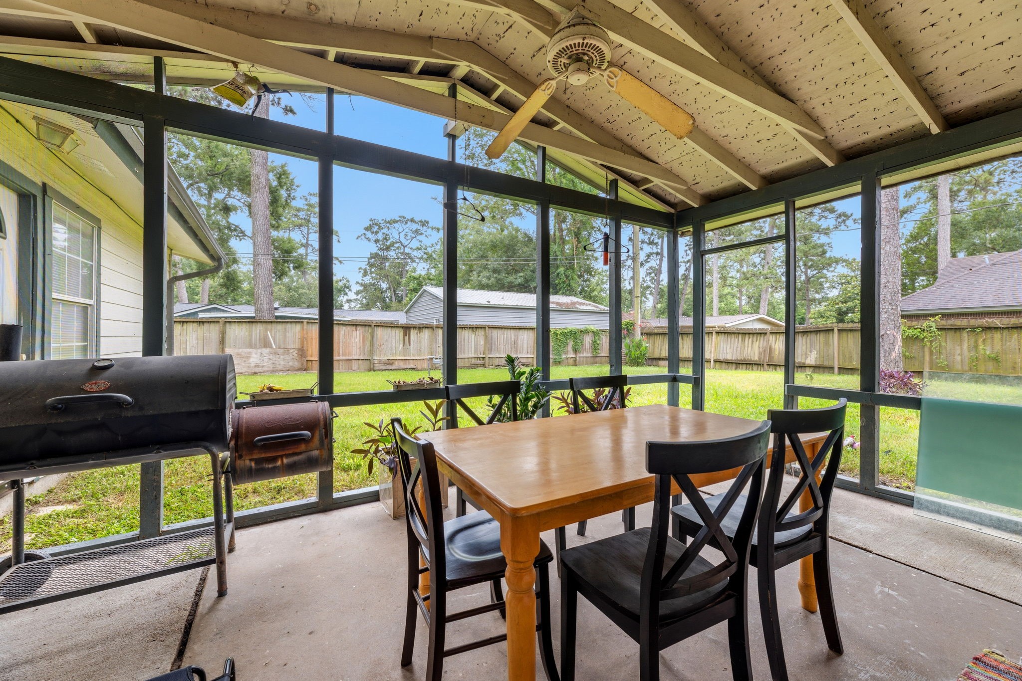 1034 Royal Oak Drive, Dickinson, TX 77539 1034 Royal Oak Drive, Dickinson, TX 77539