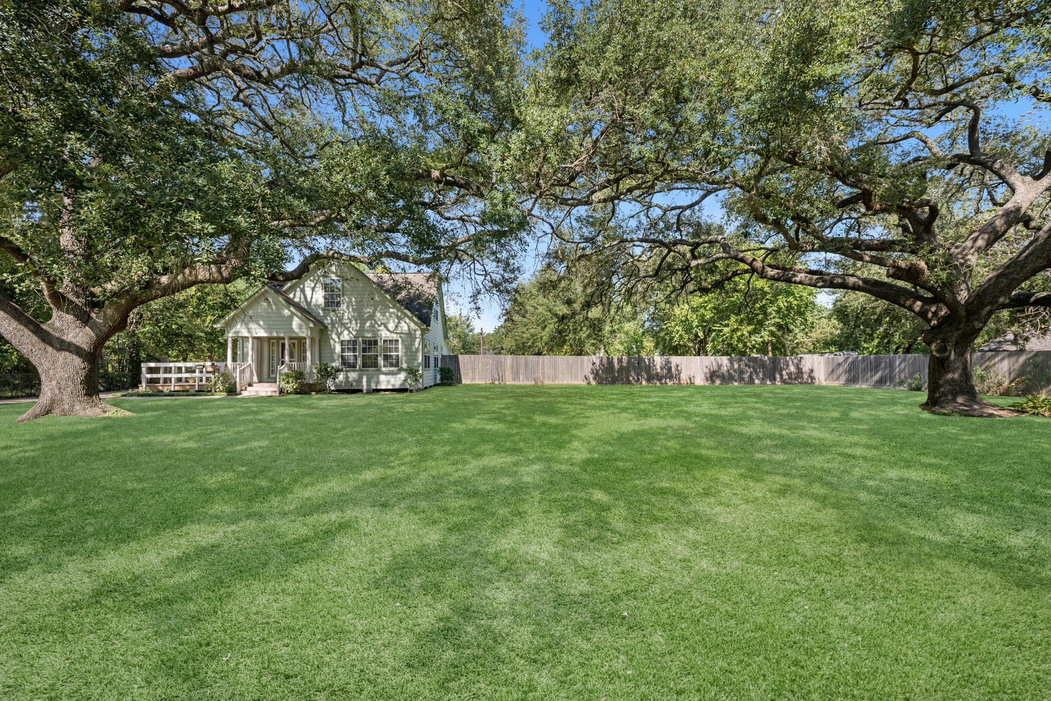 7475 Ashburn Street, Houston, TX 77061