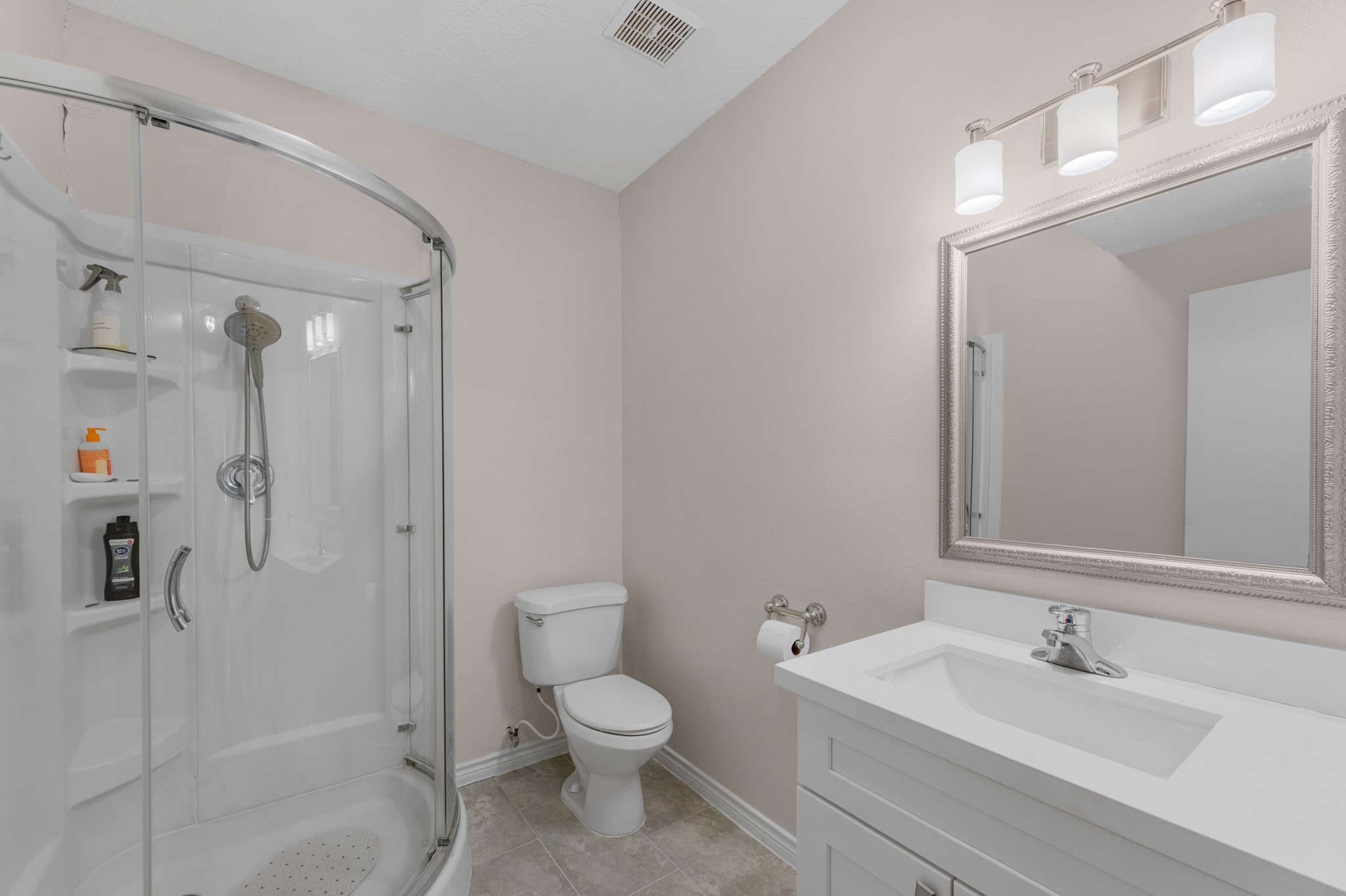 7475 Ashburn Street, Houston, TX 77061