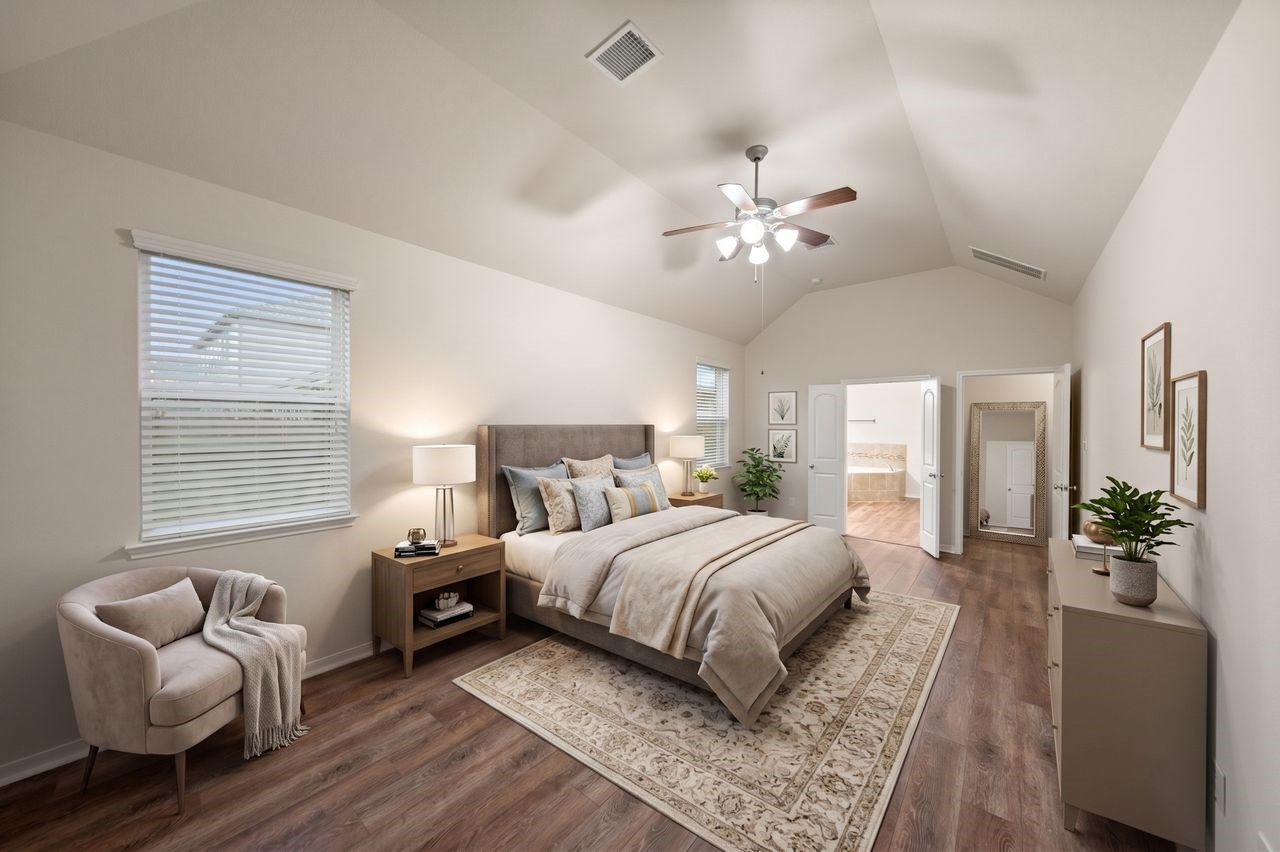 Huge Primary en-suite bedroom with plenty of room for a sitting area that can create the peaceful retreat to start your morning or unwind at the end of the day.