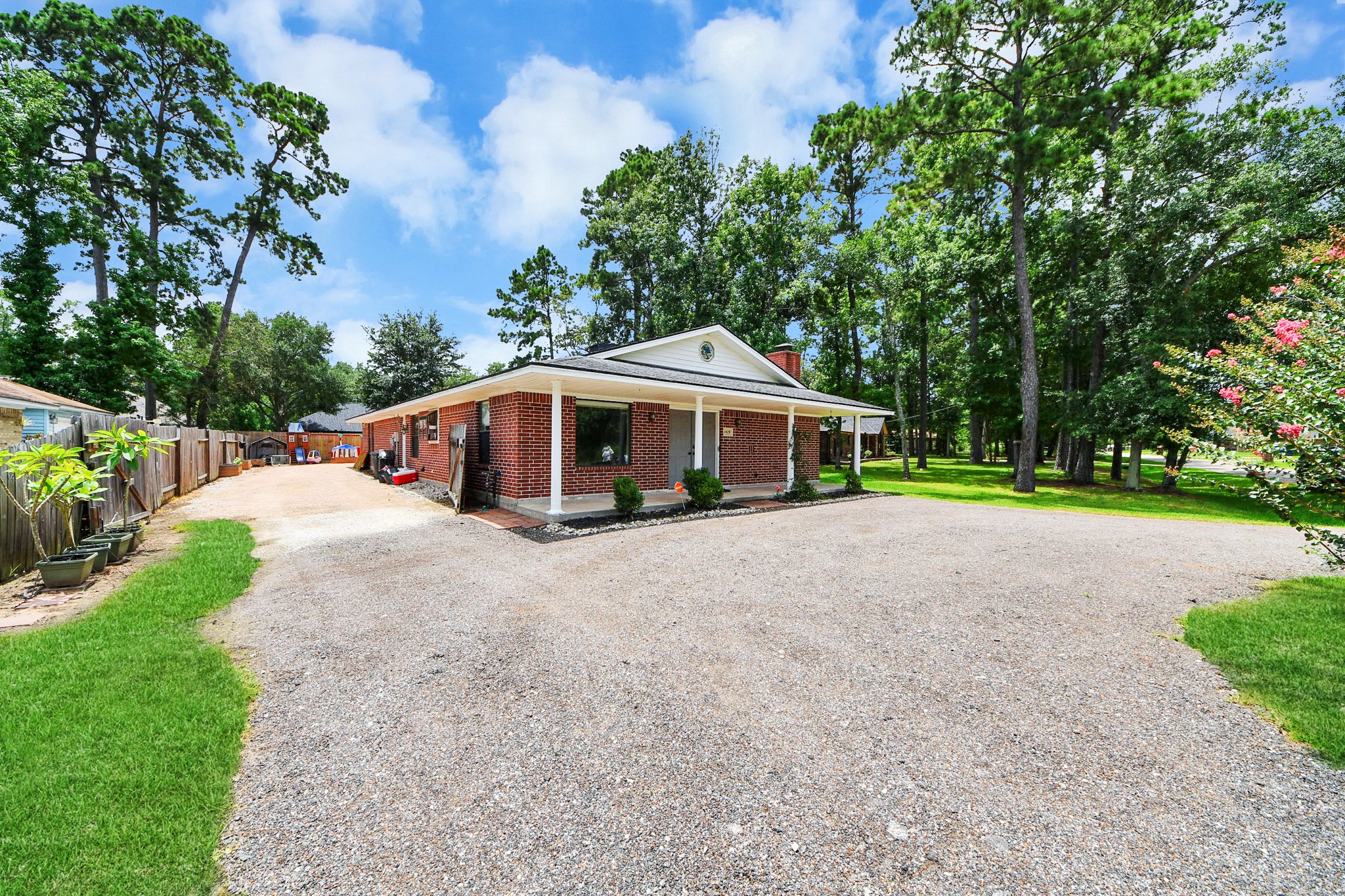 1419 Primrose Street, Conroe, TX 77385