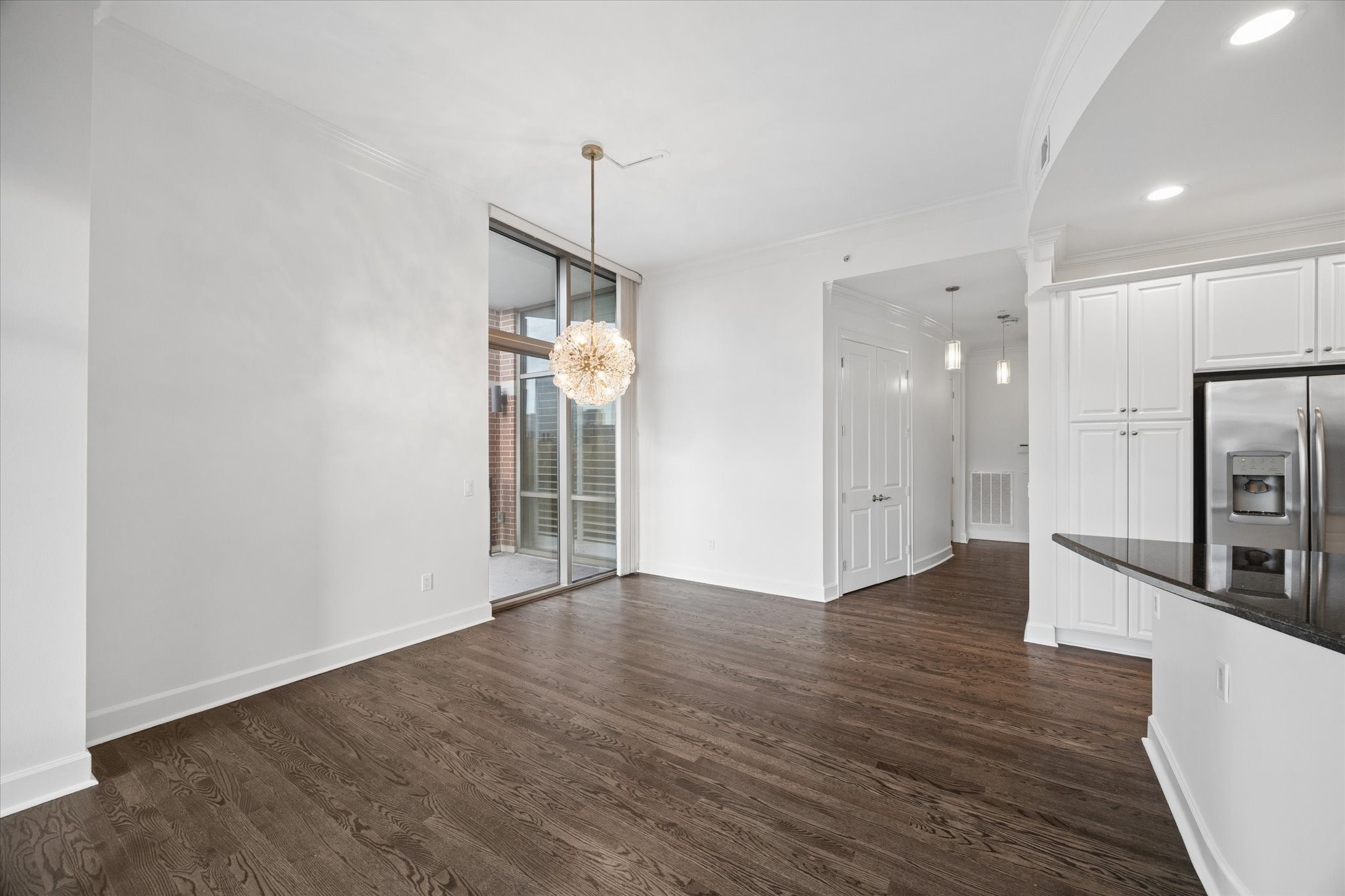 2211 Briarglen Drive, #508, Houston, TX 77027
