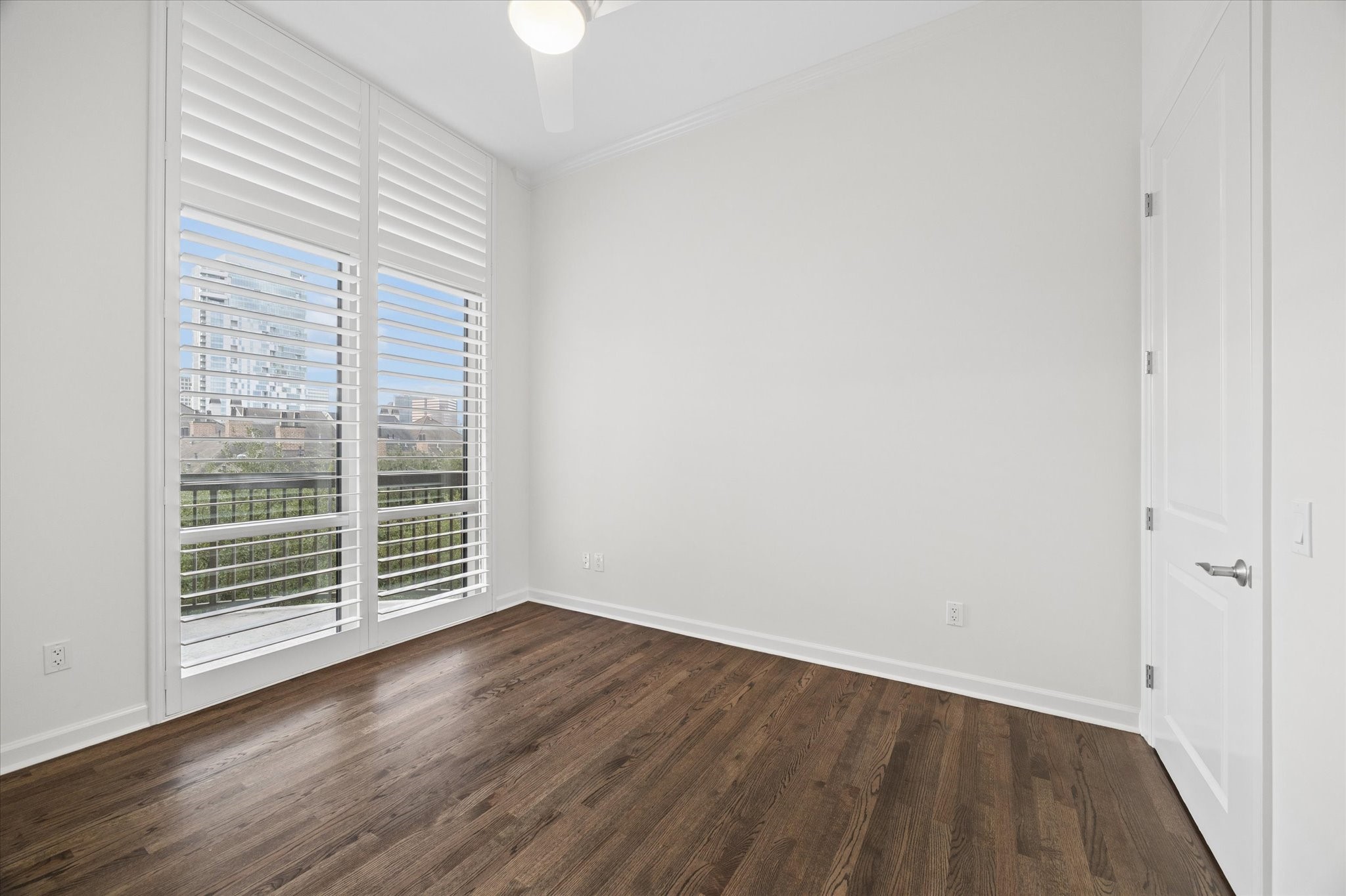 2211 Briarglen Drive, #508, Houston, TX 77027