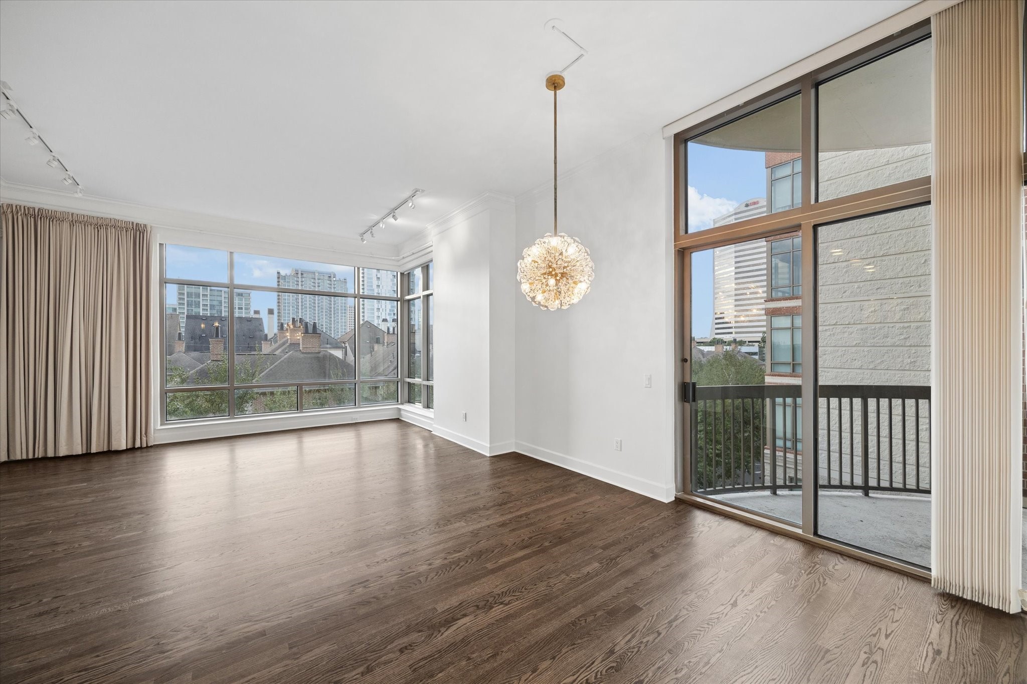 2211 Briarglen Drive, #508, Houston, TX 77027