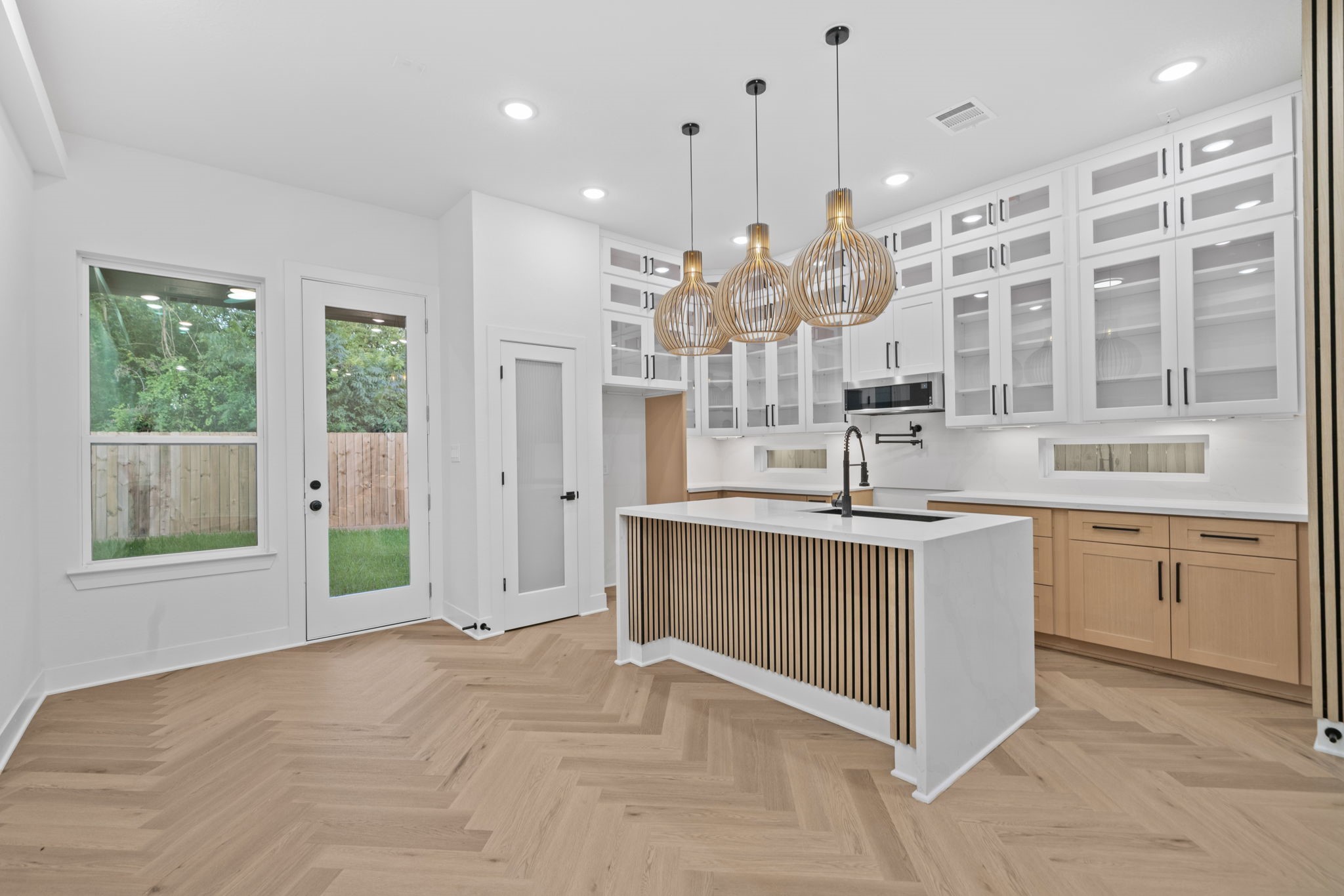 8011 Bowen Street, #A-B, Houston, TX 77051 8011 Bowen Street, #A-B, Houston, TX 77051