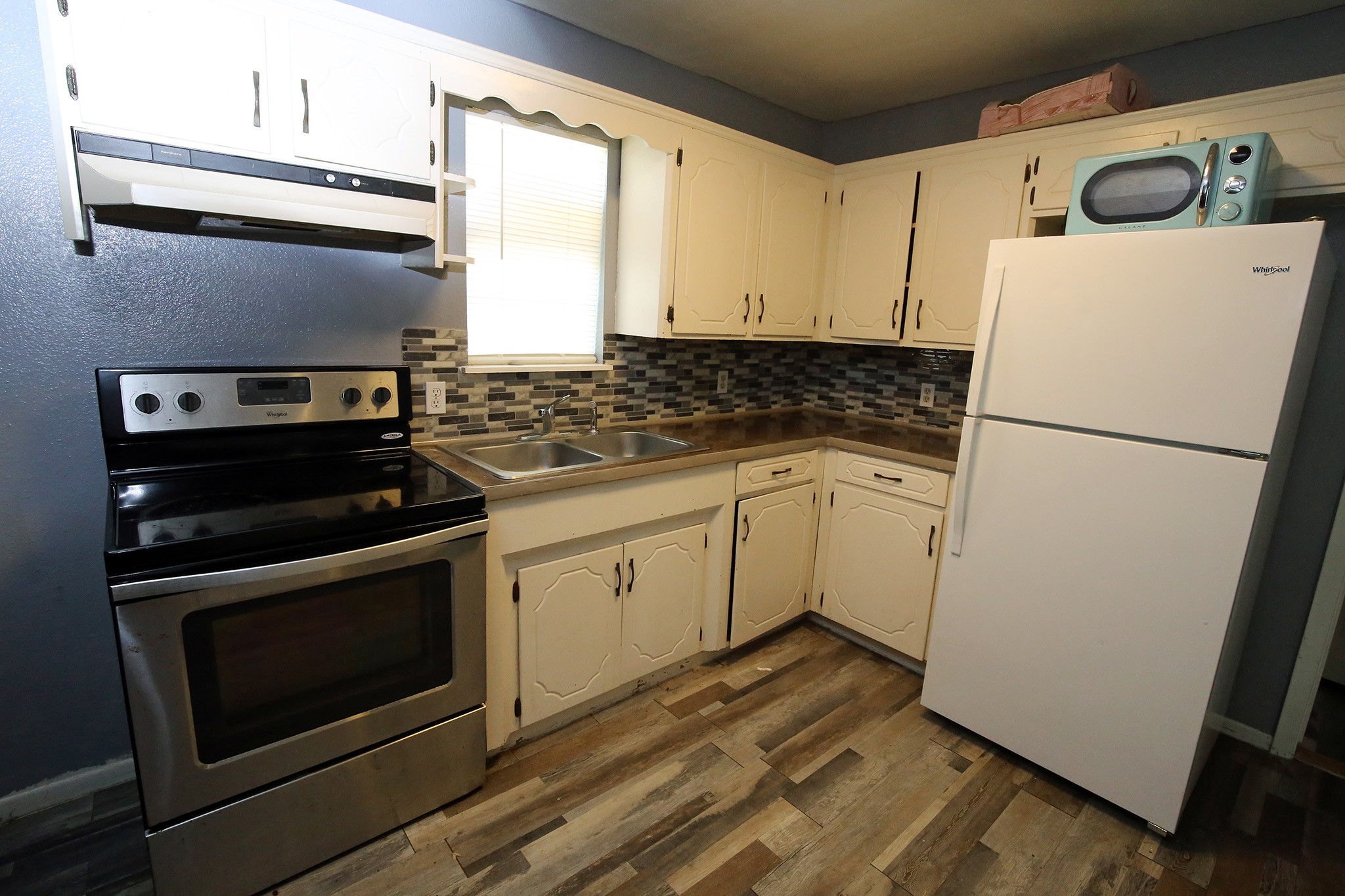 Nice Sized Kitchen
