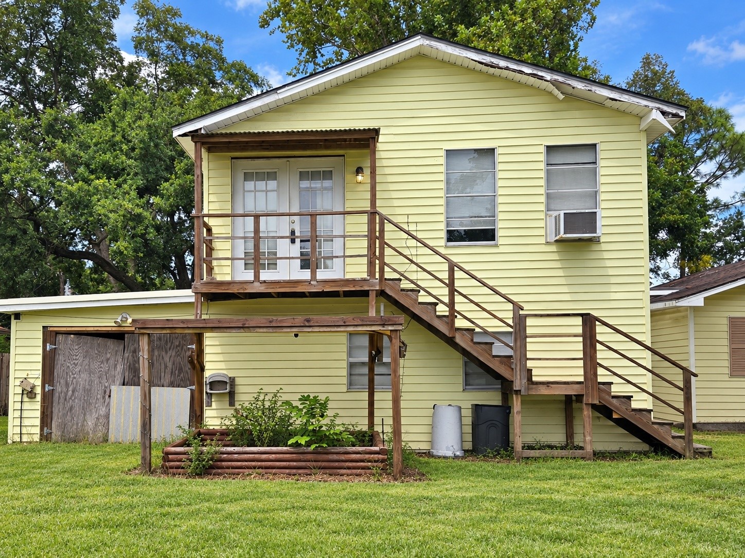 4406 FM 646 N Garage Apartment