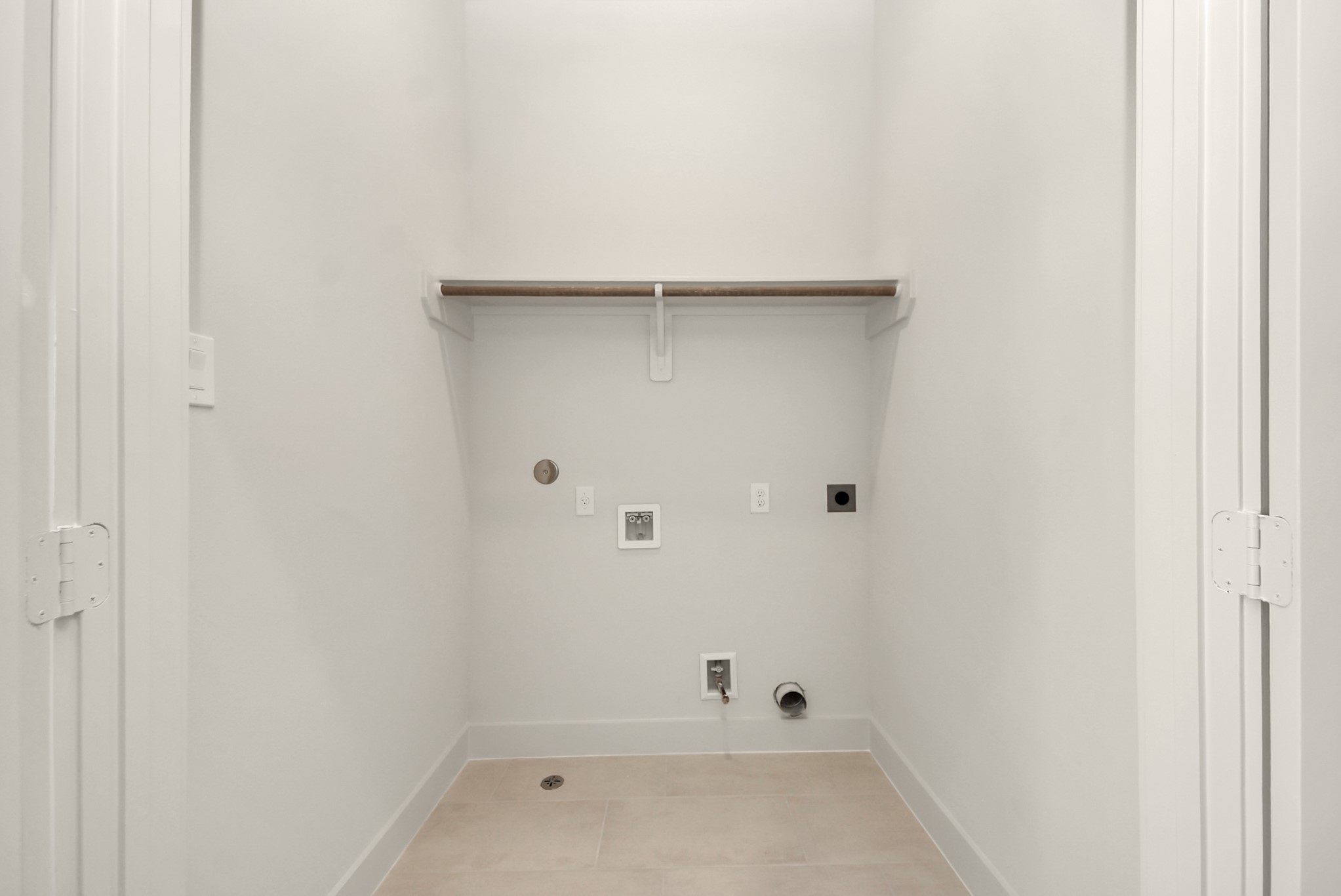 Laundry room on the second floor of 5224 Edgewood St