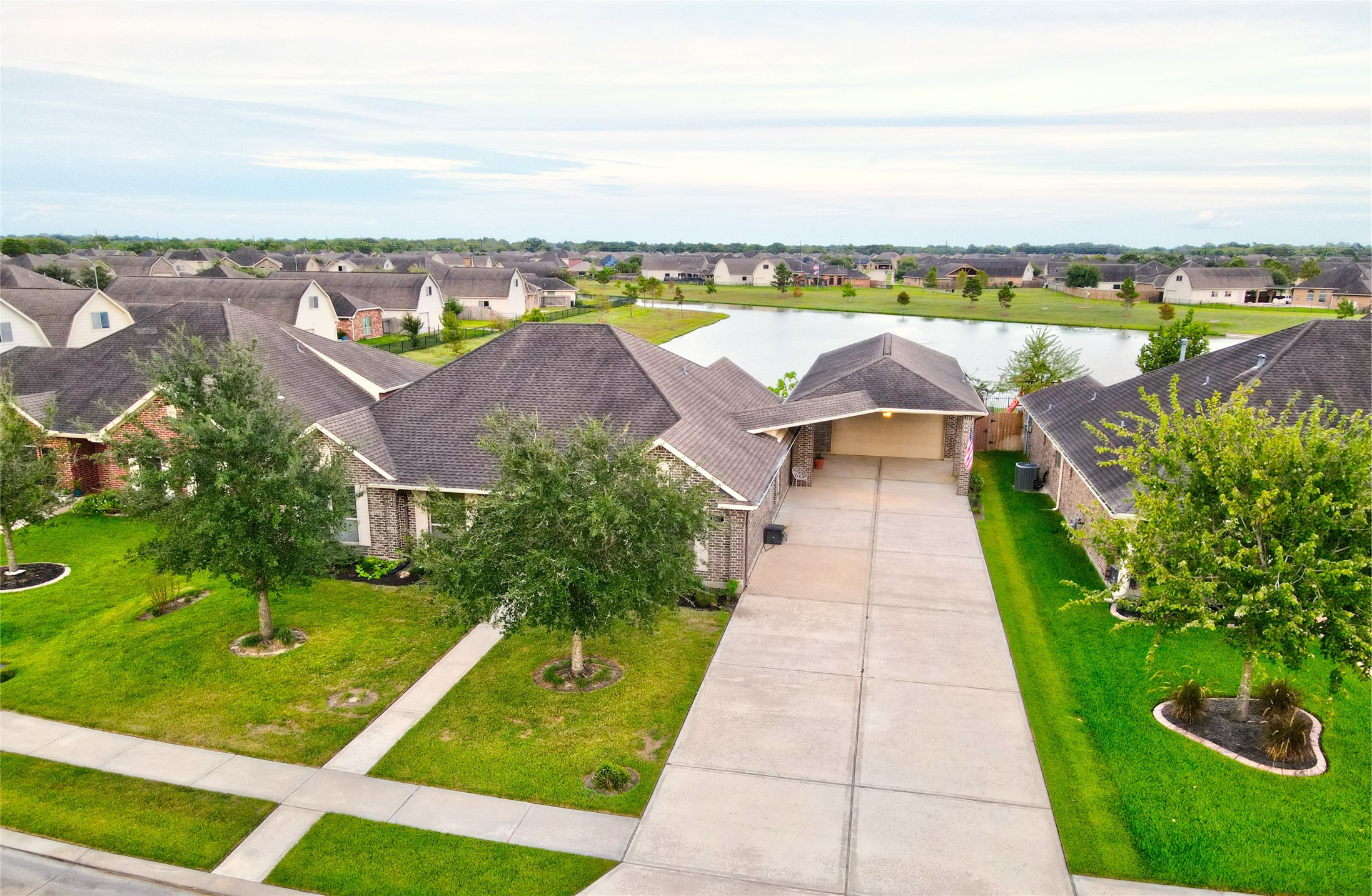 6611 Marble Falls Lane, Manvel, TX 77578