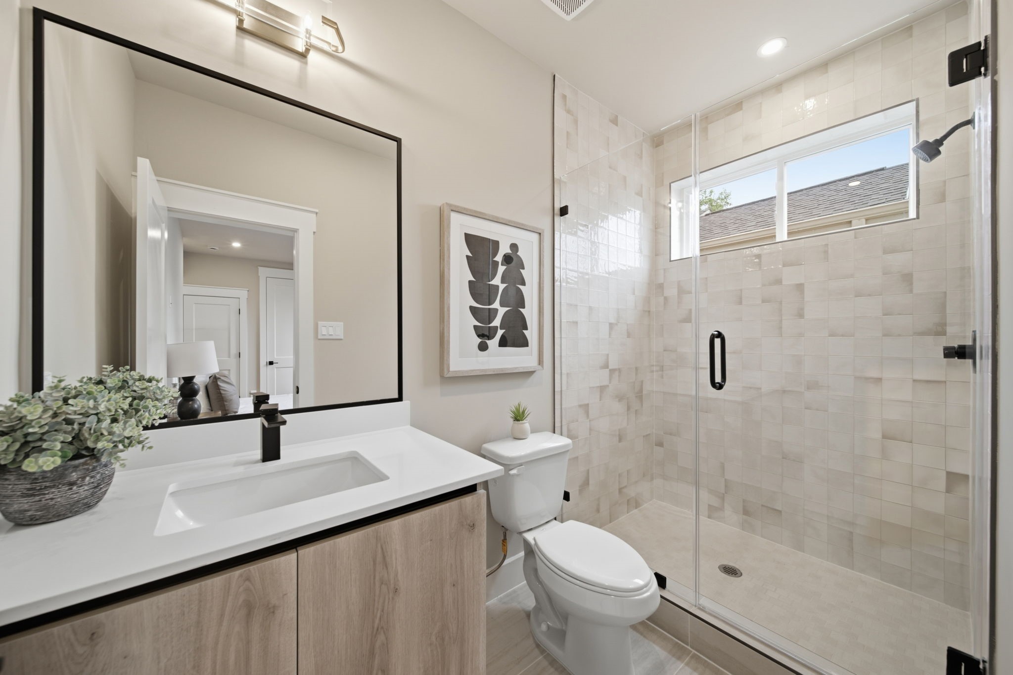 Attached full bath for first floor suite