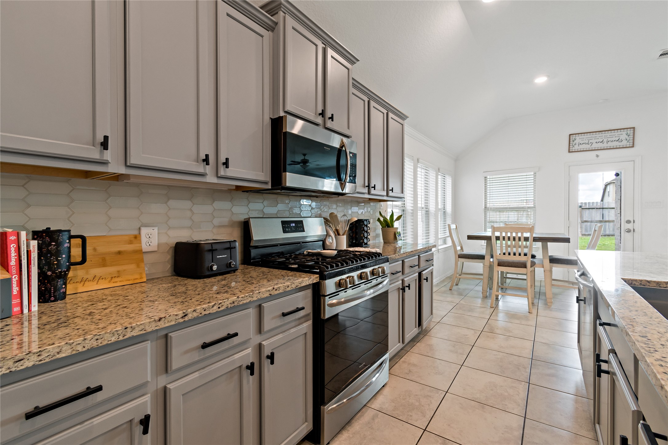 4437 Orono Summit Trail, Rosharon, TX 77583