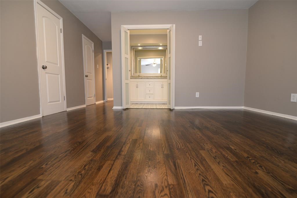 13550 Brook Hollow Drive, Sugar Land, TX 77498