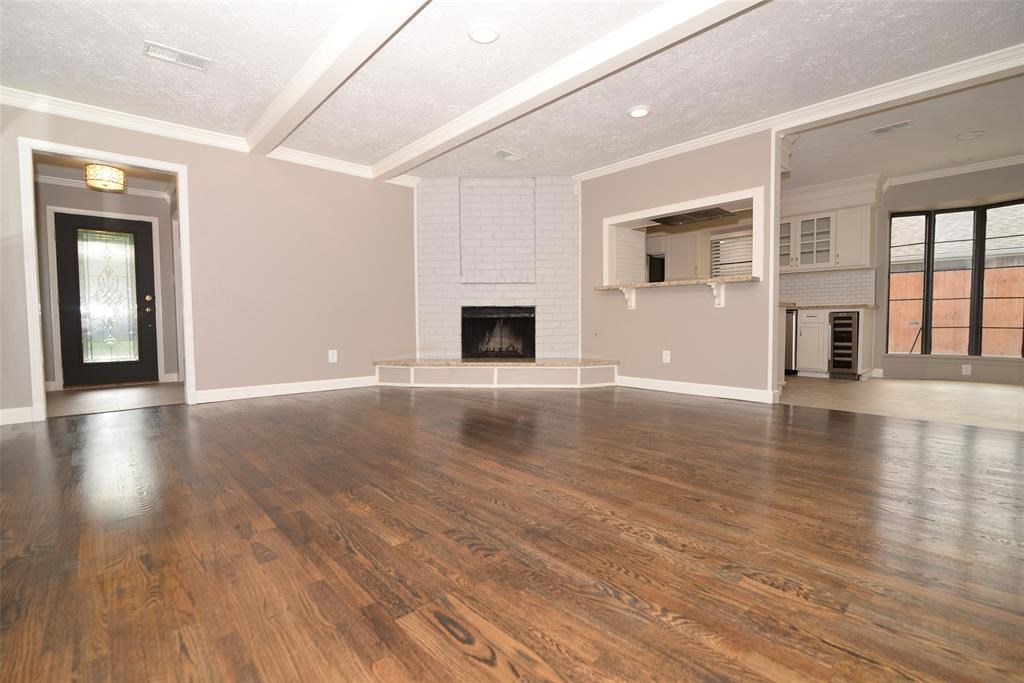 13550 Brook Hollow Drive, Sugar Land, TX 77498