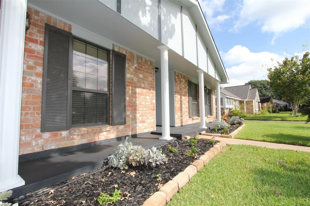 13550 Brook Hollow Drive, Sugar Land, TX 77498