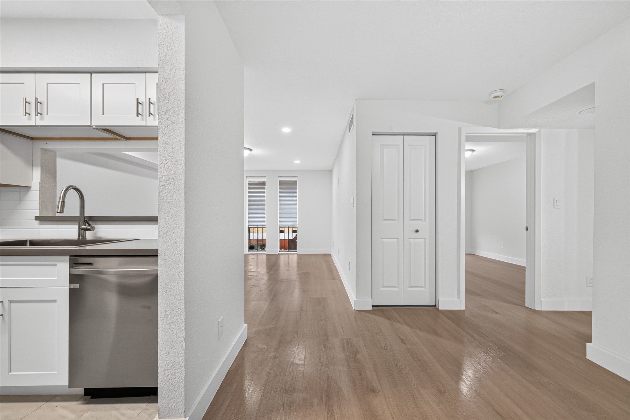 4633 Wild Indigo Street, #530, Houston, TX 77027 4633 Wild Indigo Street, #530, Houston, TX 77027