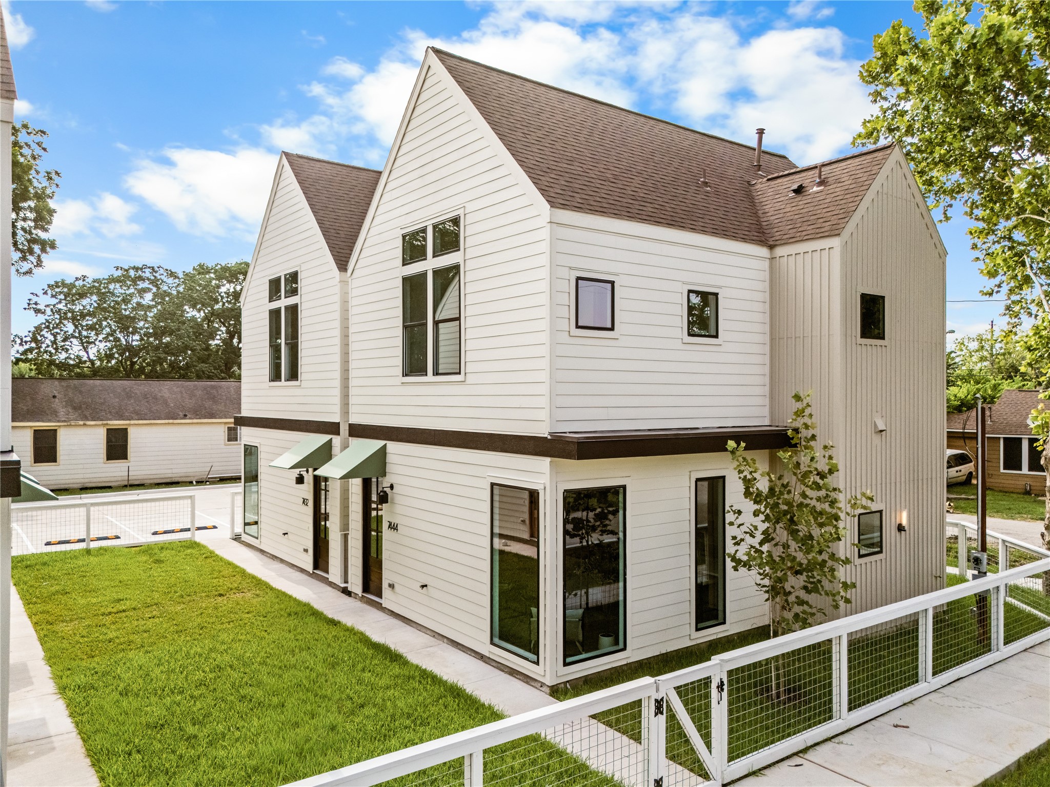 Drafthouse Design Co introduces one of Houston's first courtyard communities  Tremper Court