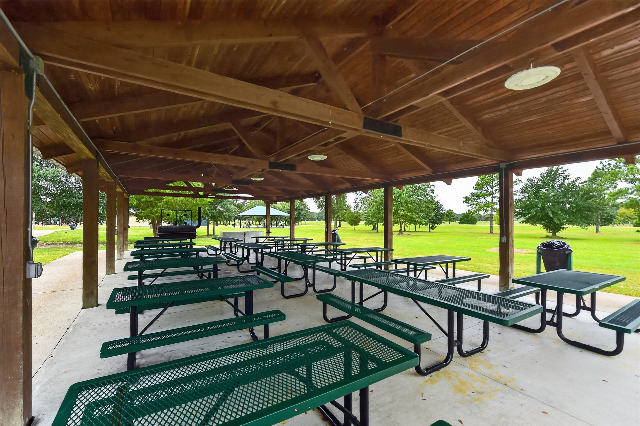 17315 Osprey Forest Drive, Hockley, TX 77447