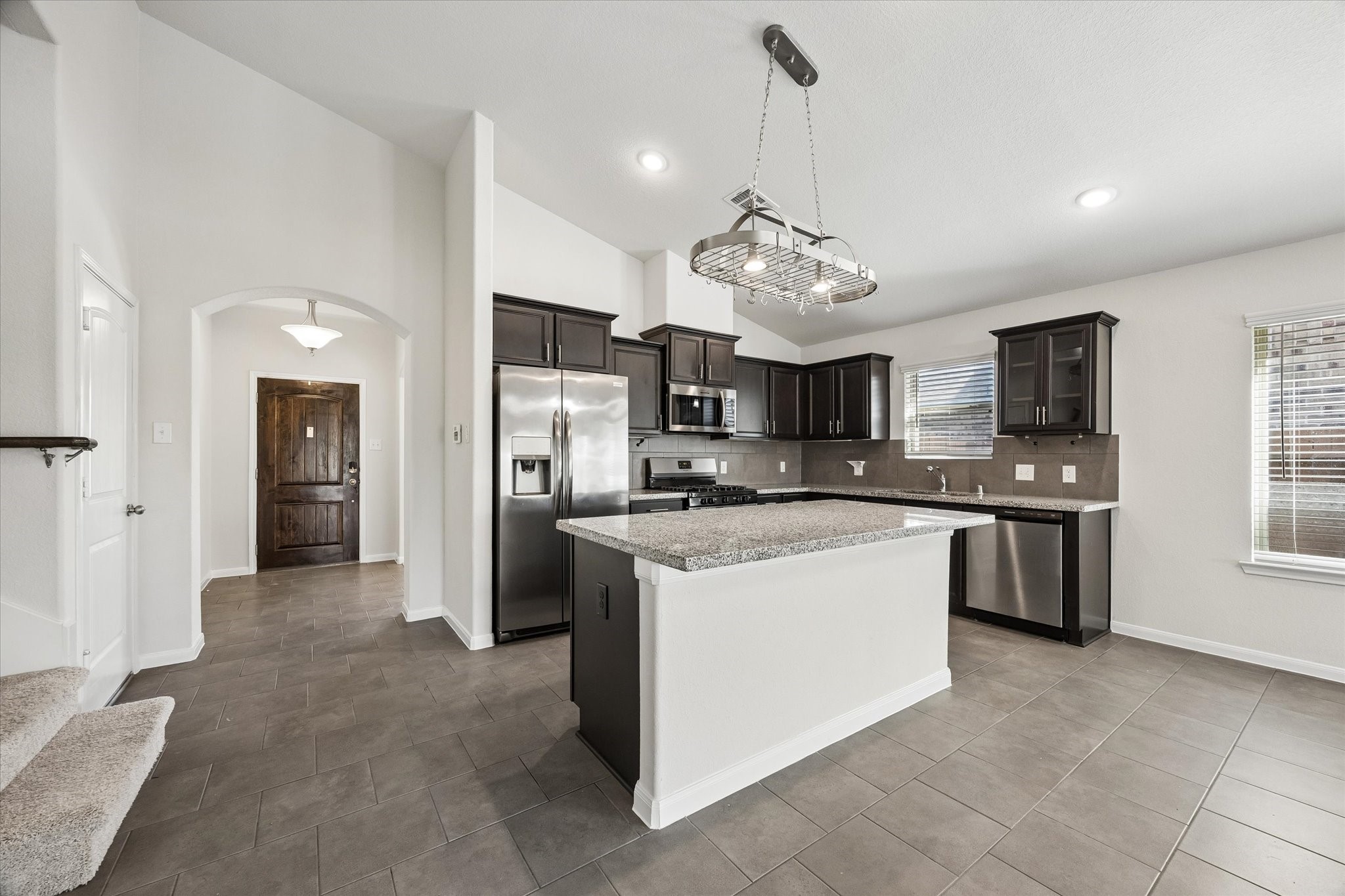 429 Lake Line Drive, Alvin, TX 77511 429 Lake Line Drive, Alvin, TX 77511