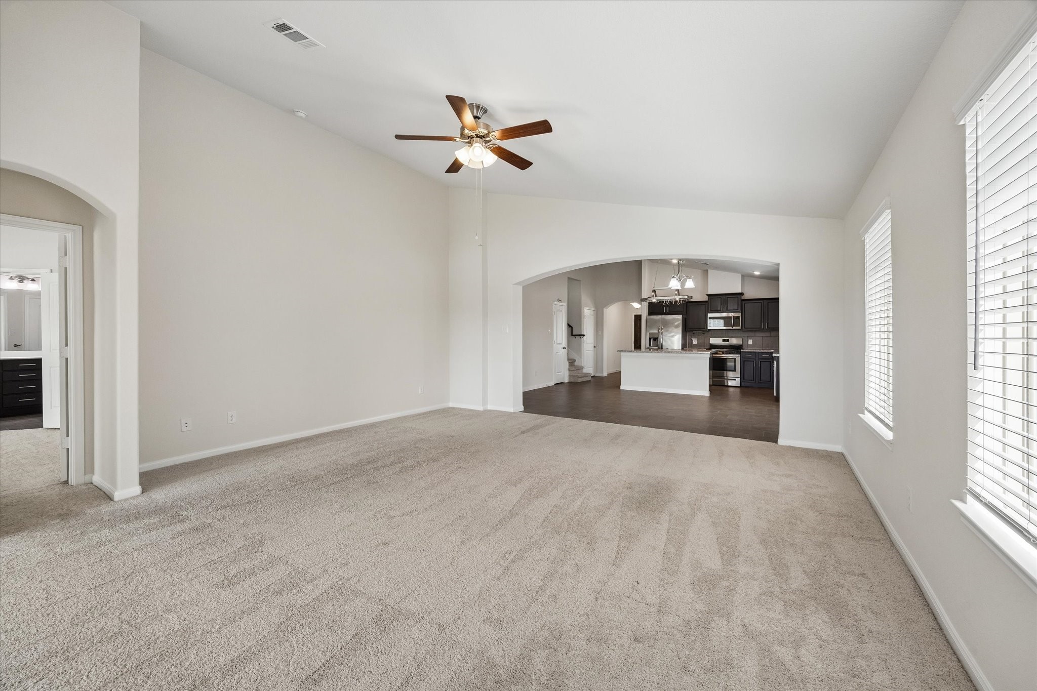 429 Lake Line Drive, Alvin, TX 77511