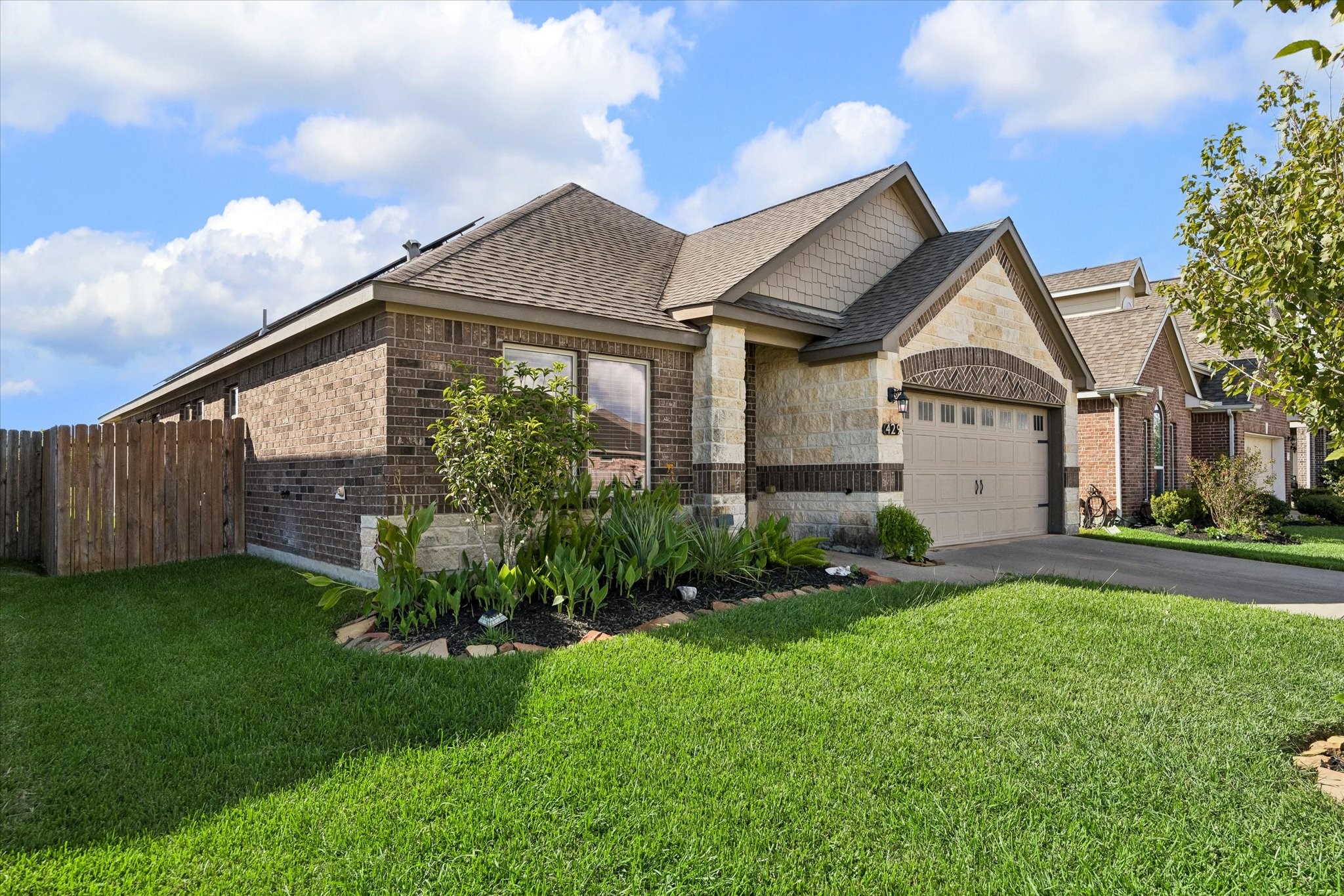 429 Lake Line Drive, Alvin, TX 77511 429 Lake Line Drive, Alvin, TX 77511