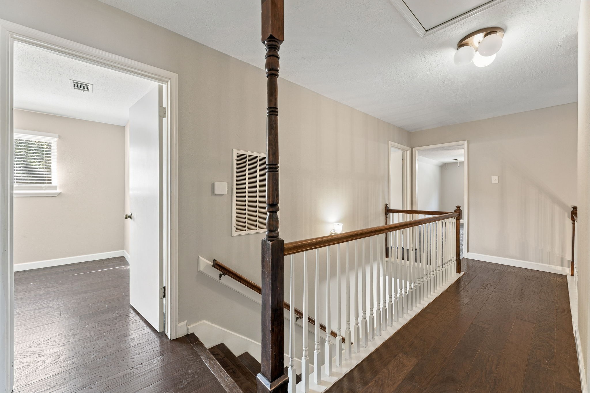 Upstairs arrival with options to 3 bedrooms, game room, full bathroom!