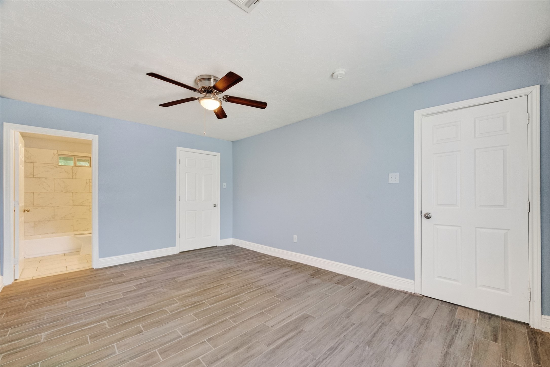 3031 Groton Drive, Houston, TX 77051