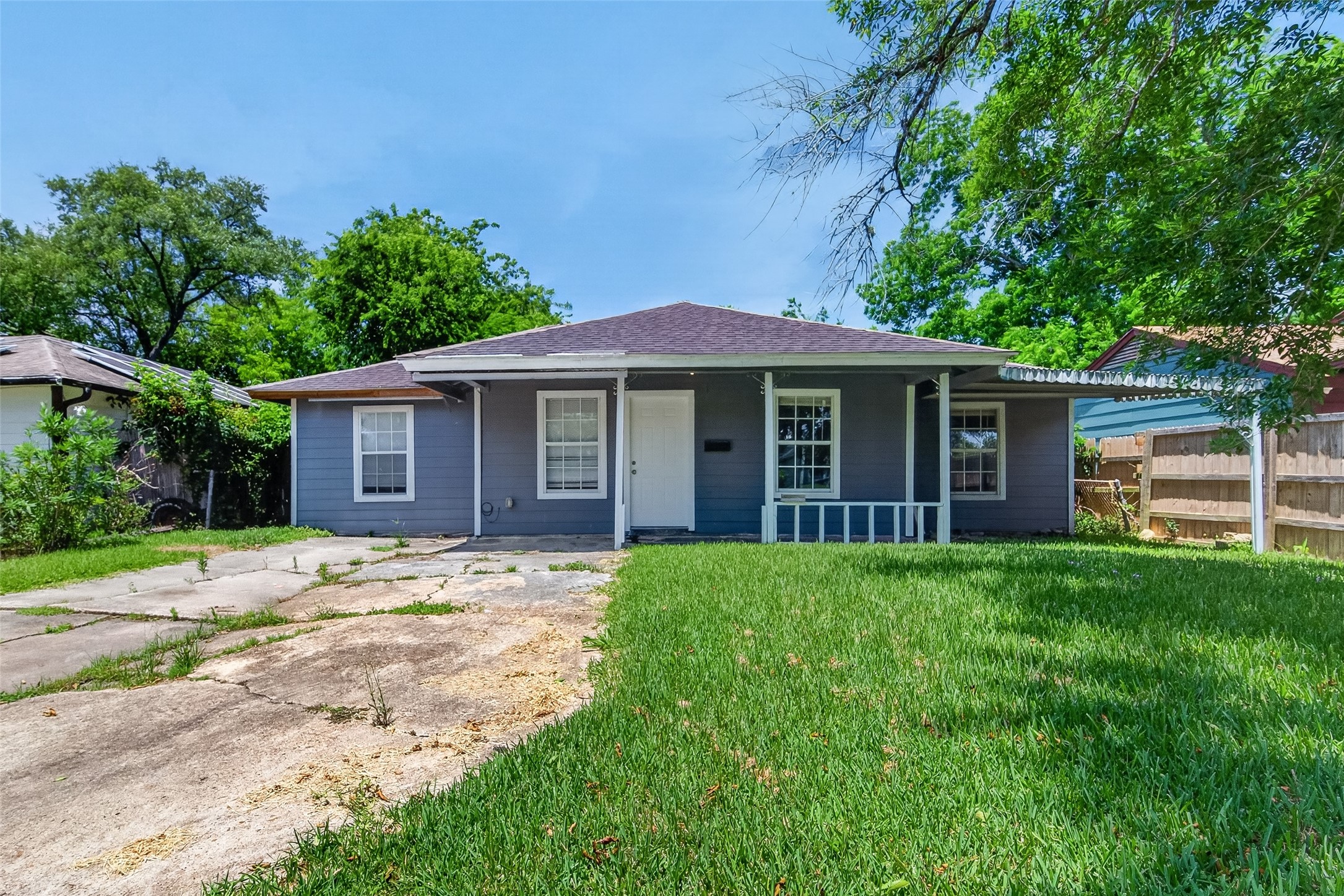 3031 Groton Drive, Houston, TX 77051 3031 Groton Drive, Houston, TX 77051