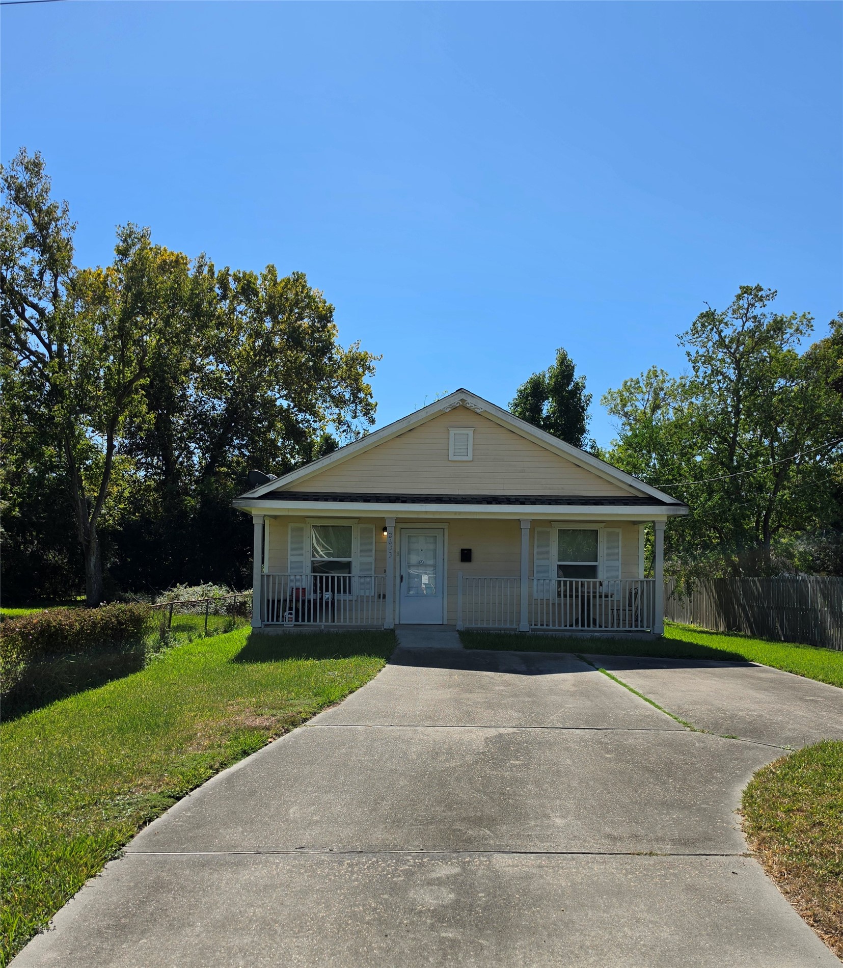 2603 Boss Street, La Marque, TX 77568