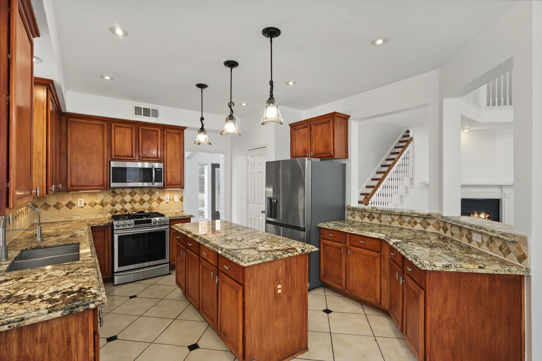 2502 Meadow Tree Lane, Spring, TX 77388