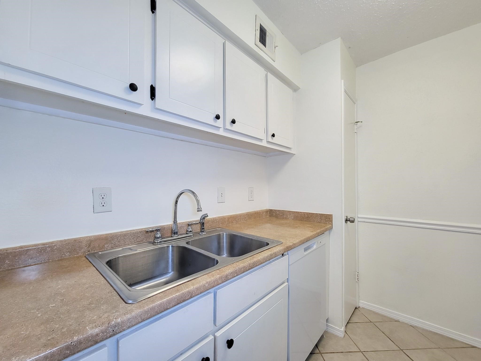 3535 Nasa Rd 1, #78, Seabrook, TX 77586