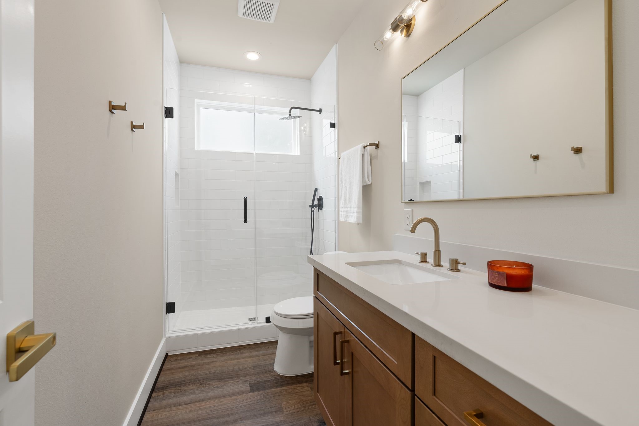 1138 W 16th Street, Houston, TX 77008