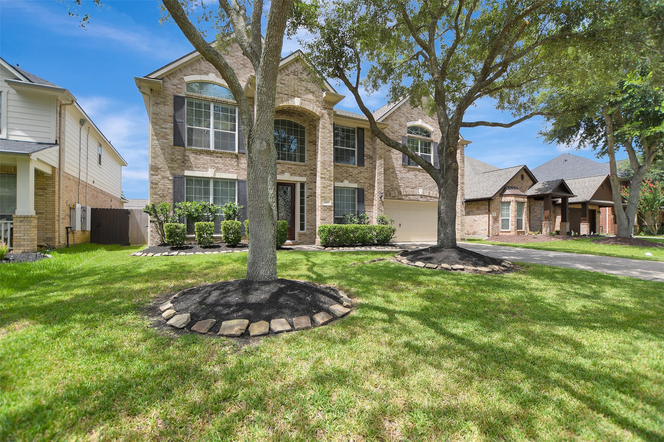 810 Almond Pointe, League City, TX 77573